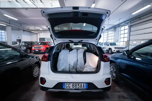 Kia Niro view 13