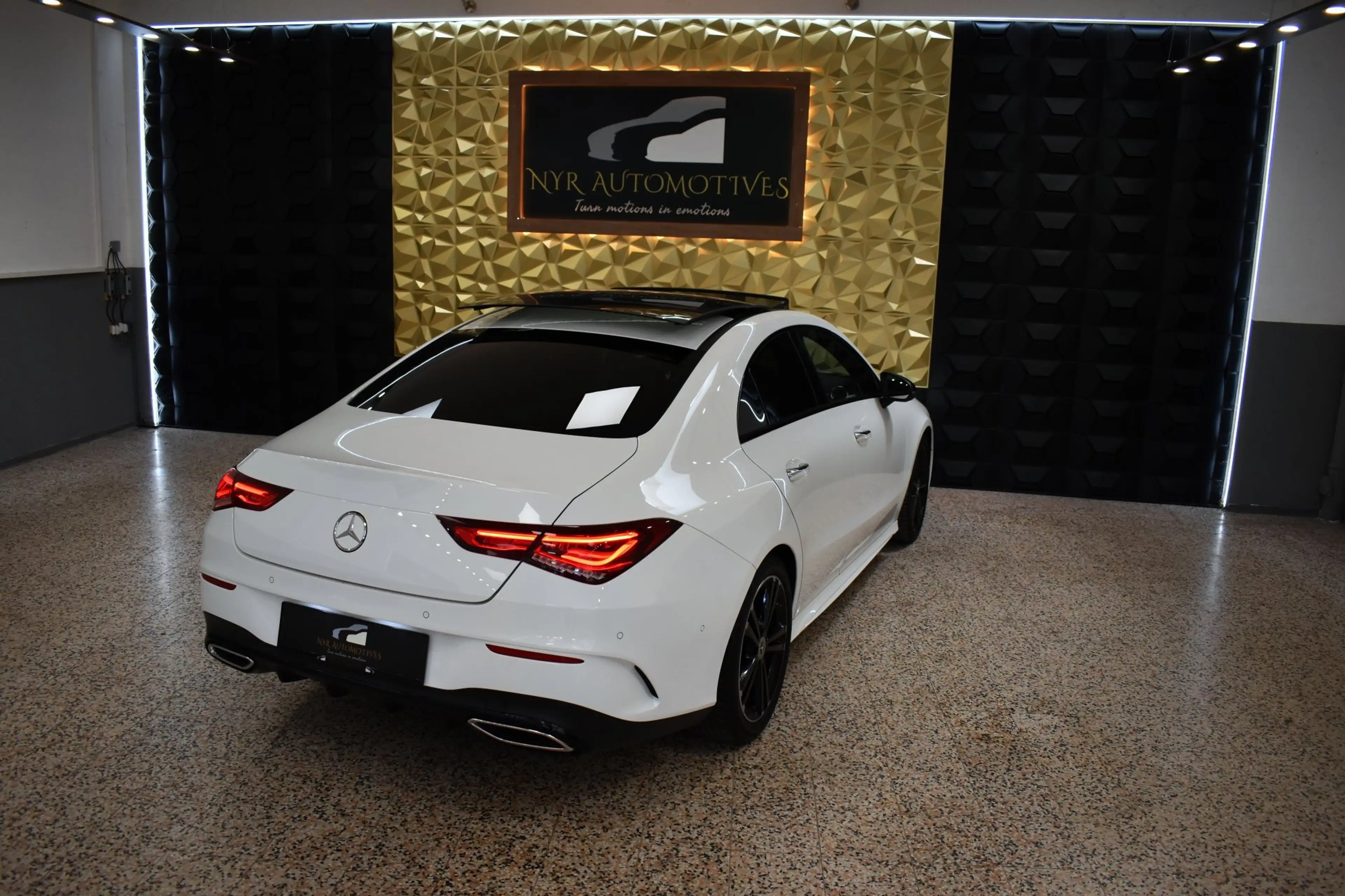 Mercedes-Benz CLA 220 d 4Matic Aut. AMG LINE, PANO, KAMERA, MEMORY, AHK — photo 6