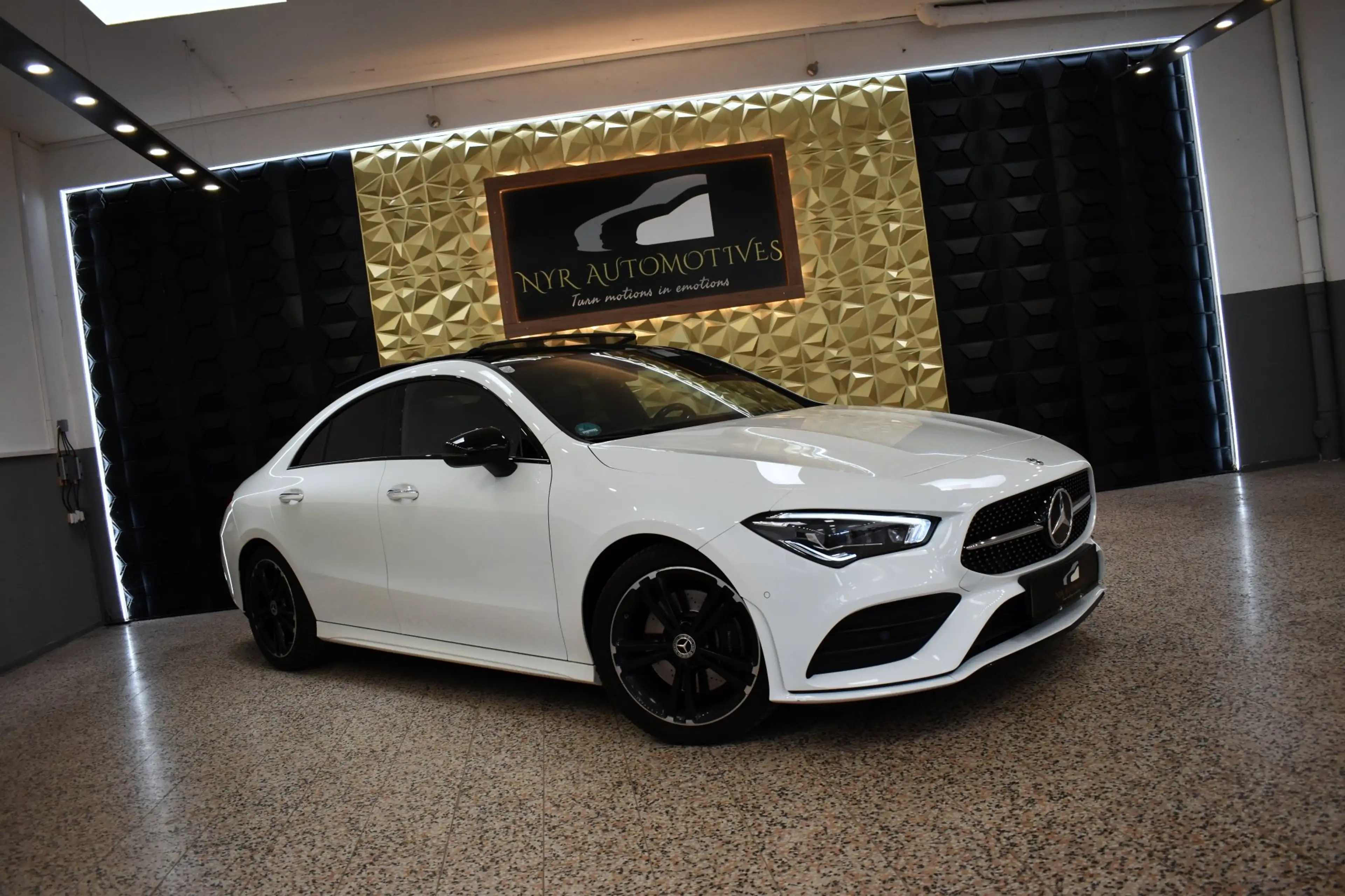 Mercedes-Benz CLA 220 d 4Matic Aut. AMG LINE, PANO, KAMERA, MEMORY, AHK — photo 3