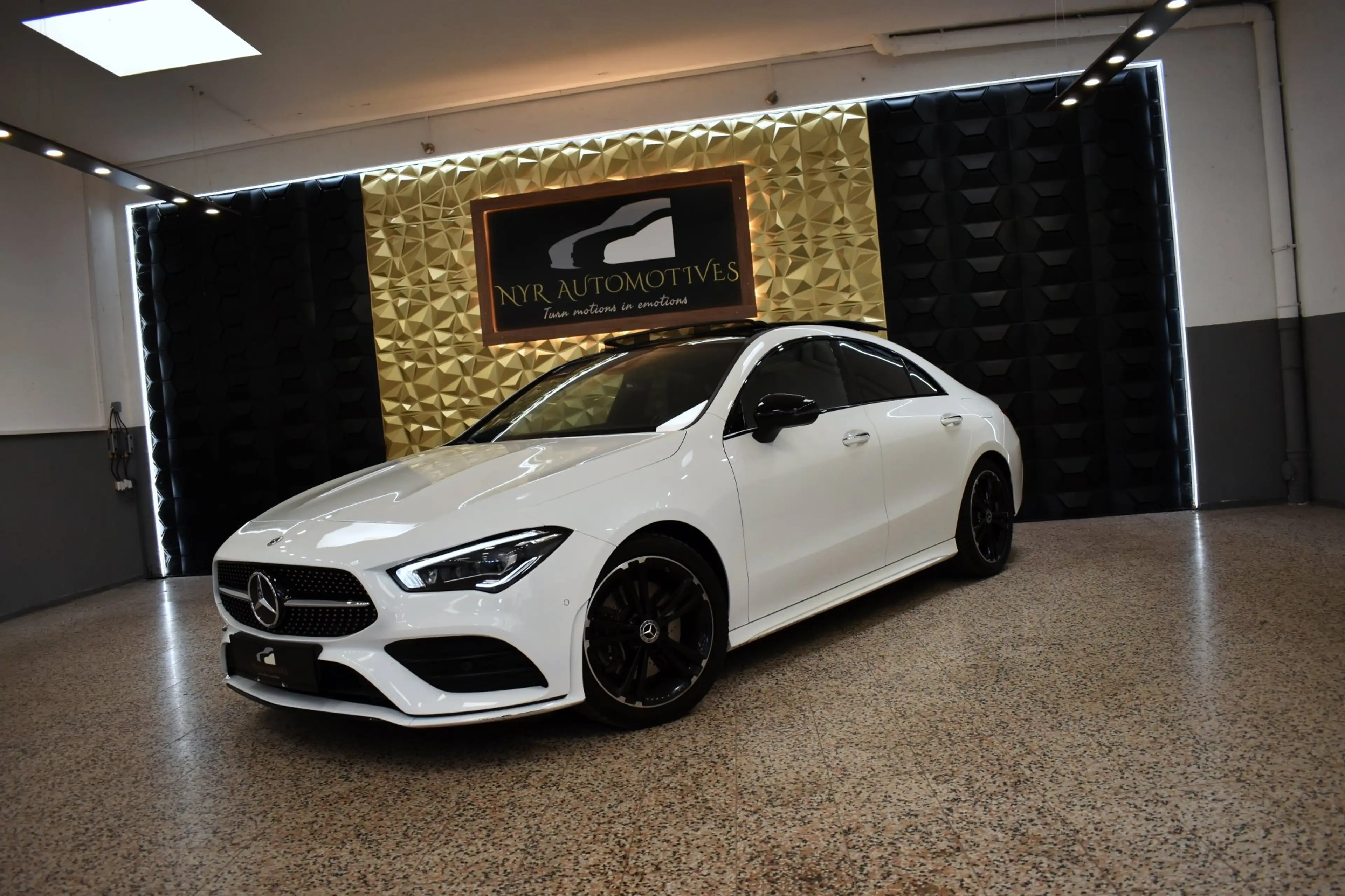 Mercedes-Benz CLA 220 d 4Matic Aut. AMG LINE, PANO, KAMERA, MEMORY, AHK