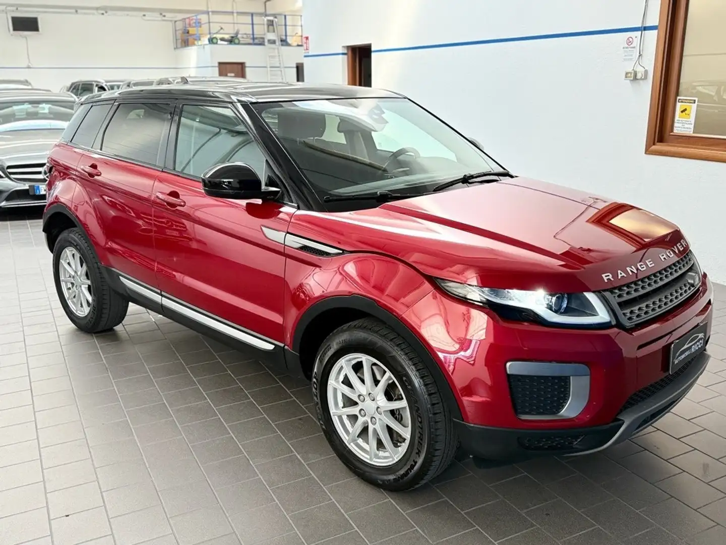Land Rover Range Rover Evoque Range Rover Evoque 2.0 TD4 150 CV 5p. SE Rosso - 1