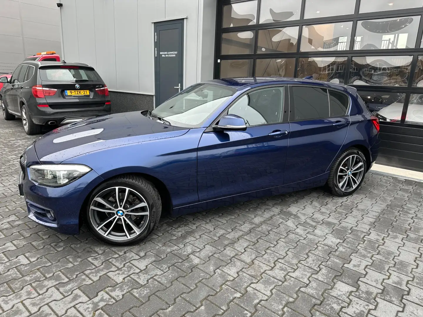 BMW 118 1-serie 118i Corporate Lease Executive automaat tr Bleu - 2
