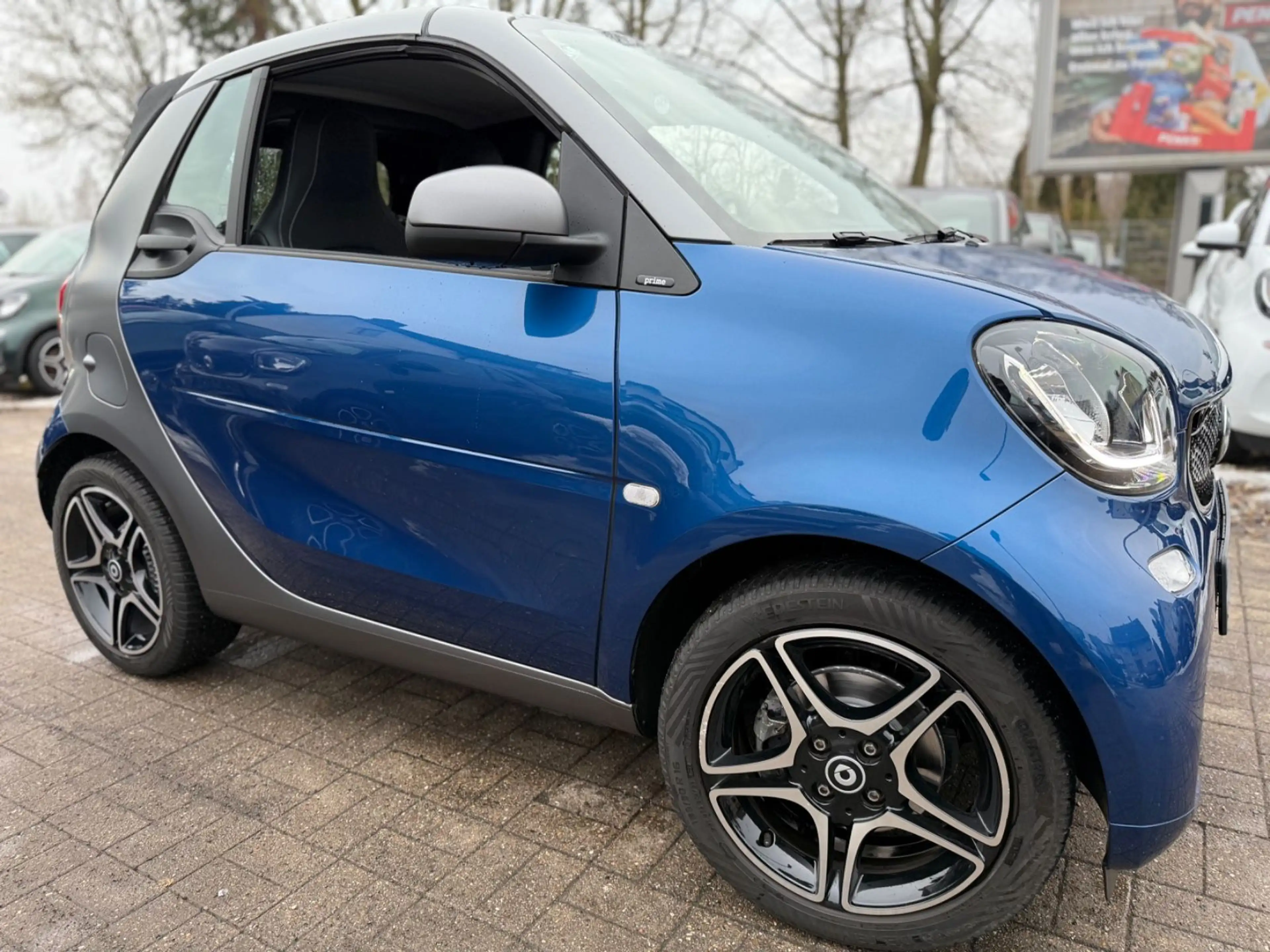 smart forTwo *CABRIO*PRIME*KAMERA*LEDER*NAVI*2.HAND* — photo 2