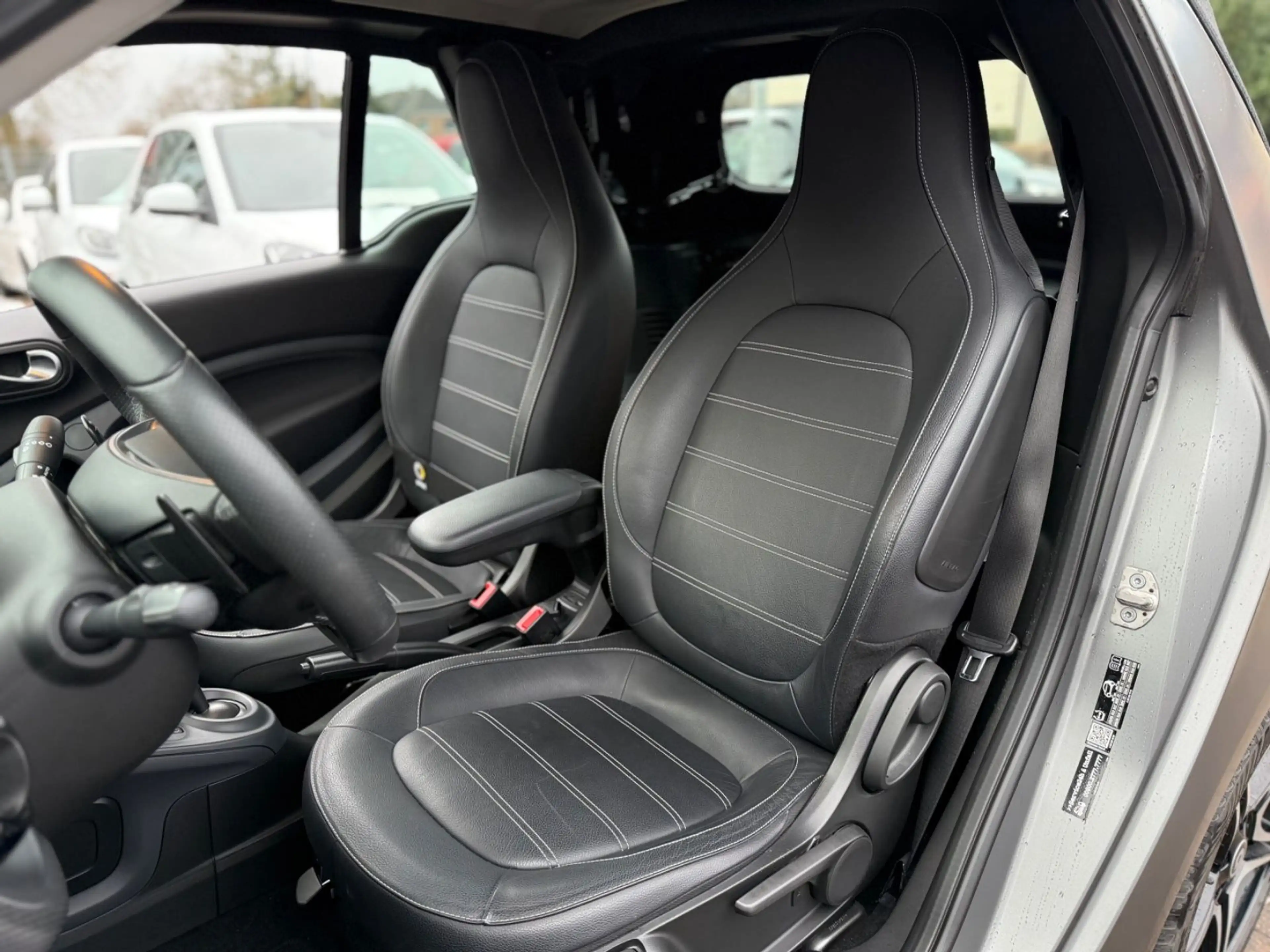smart forTwo *CABRIO*PRIME*KAMERA*LEDER*NAVI*2.HAND* — photo 27