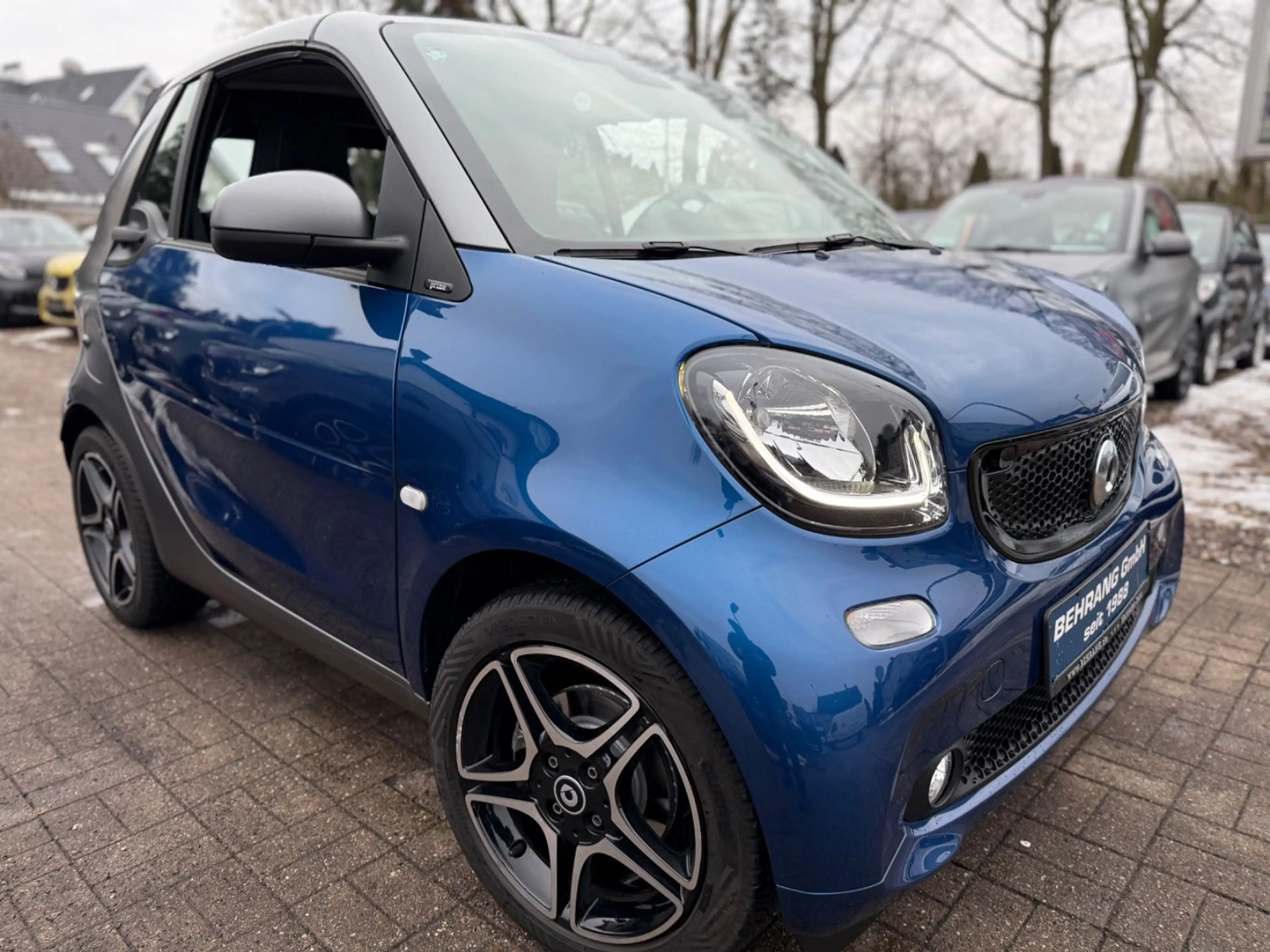 smart forTwo *CABRIO*PRIME*KAMERA*LEDER*NAVI*2.HAND* — photo 3