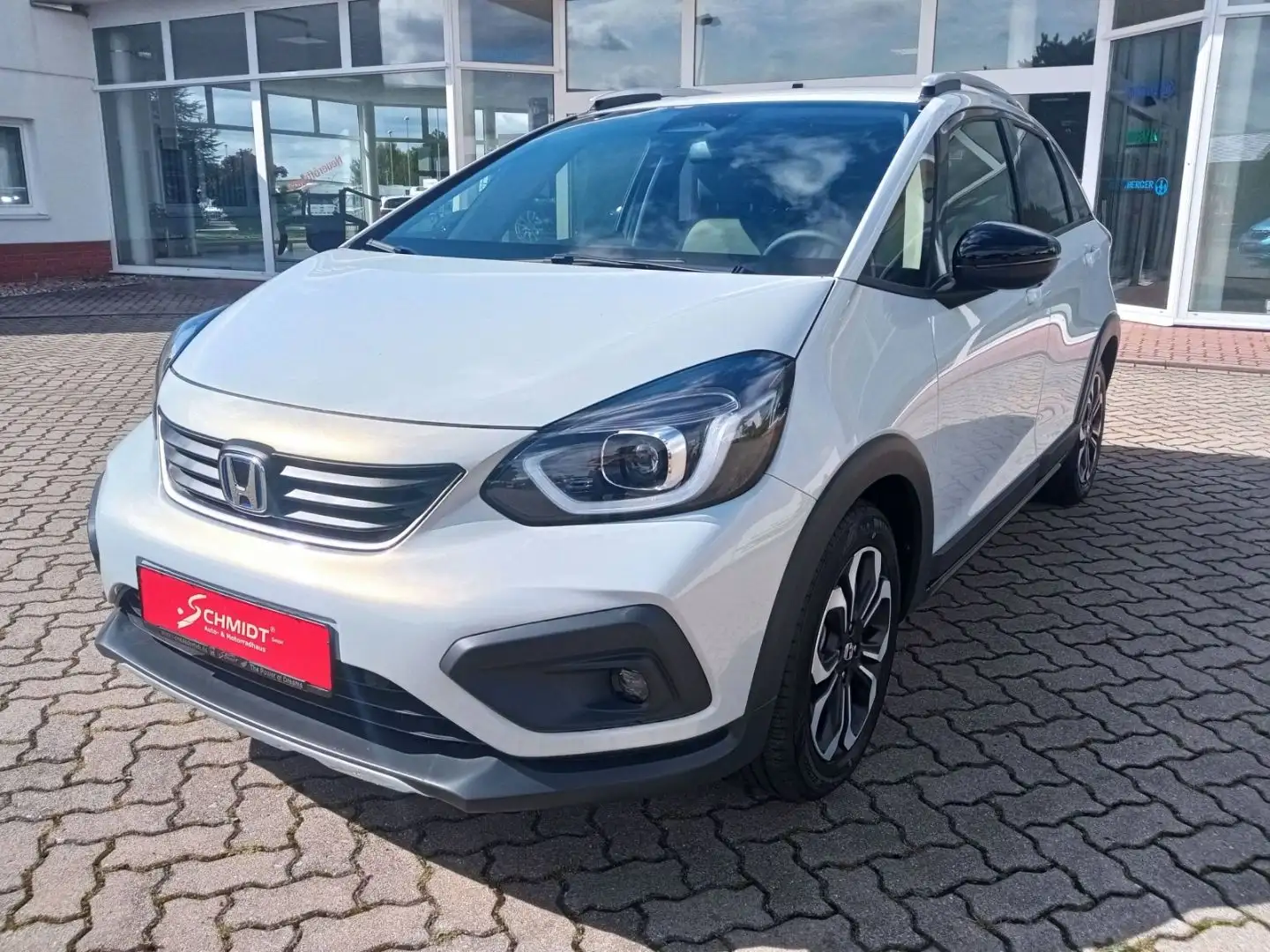 Honda Jazz i-MMD Hybrid Crosstar Executive Robust Pake Weiß - 1