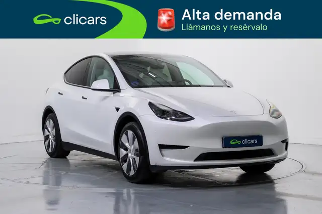 Tesla Model Y view 3