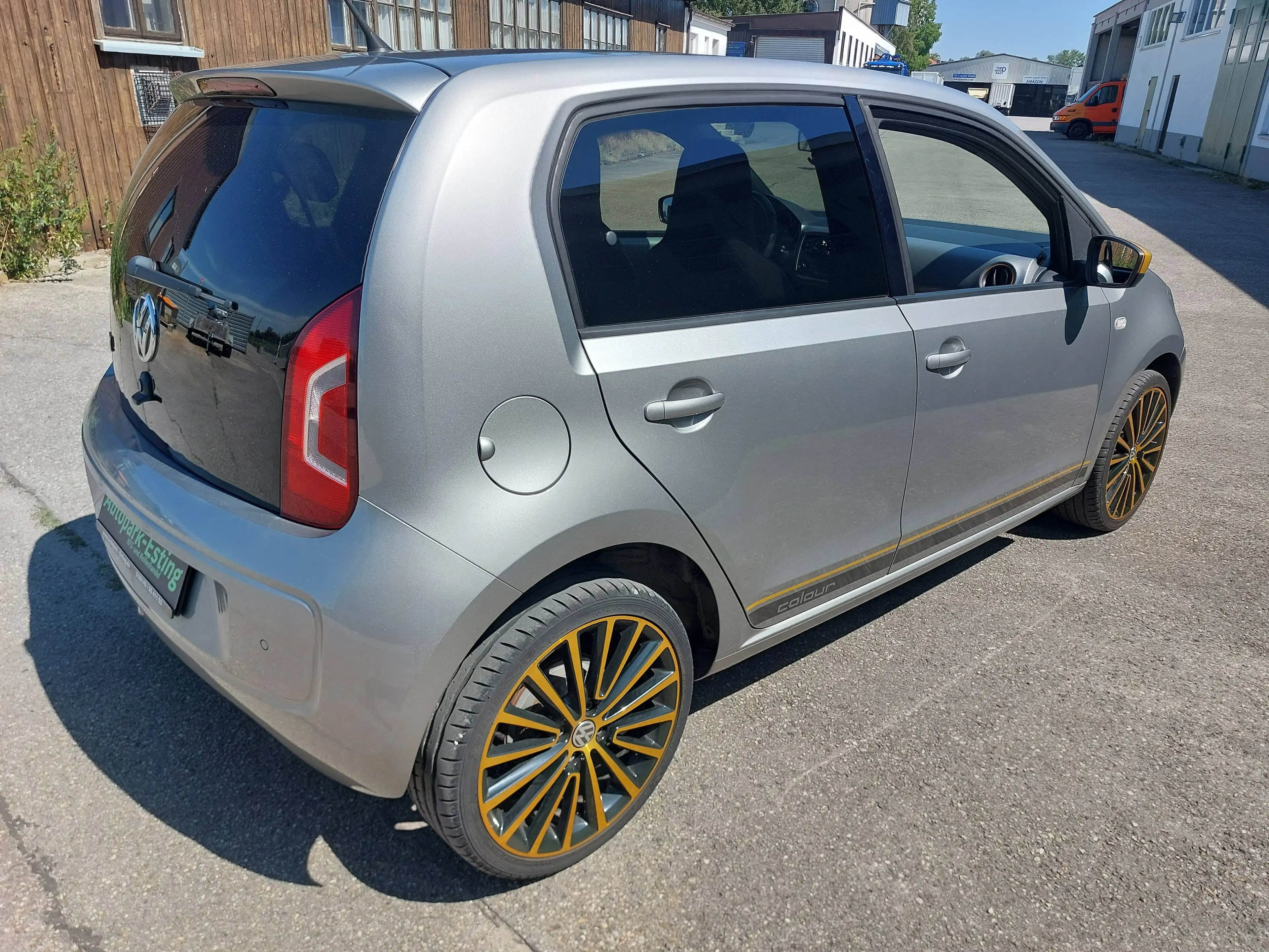 Volkswagen up! colour up! — photo 8