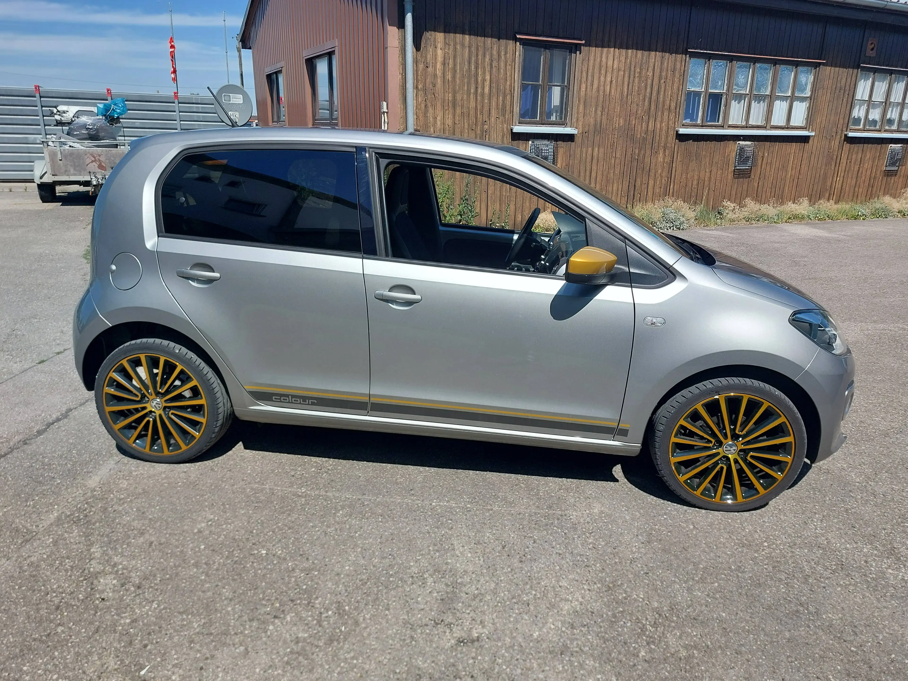 Volkswagen up! colour up! — photo 7