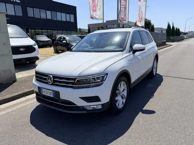 Volkswagen Tiguan Tiguan II 2016 2.0 tdi Style 150cv dsg