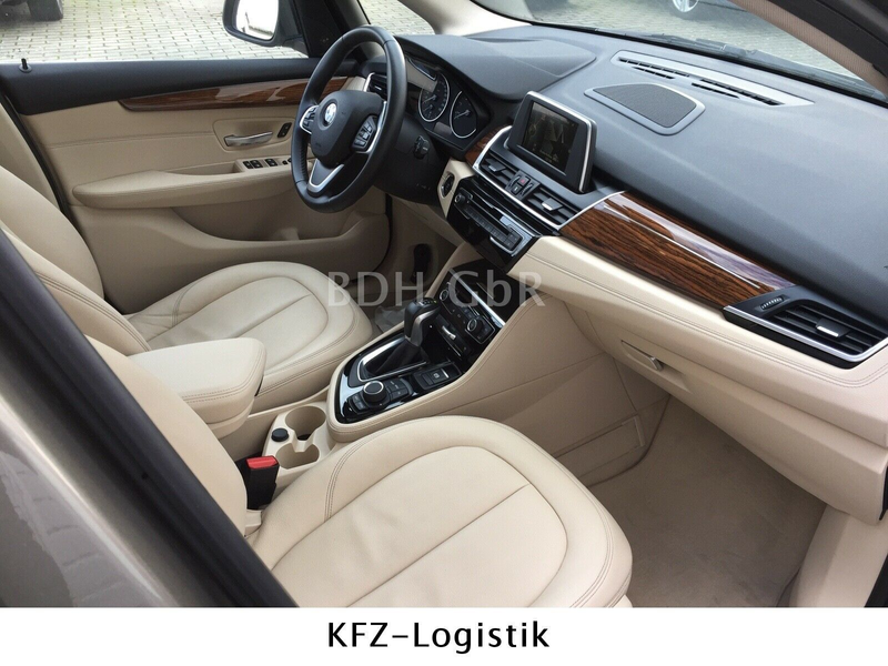 BMW 218 Aut., Leder, Panoramadach — photo 12
