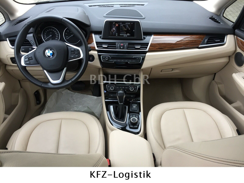 BMW 218 Aut., Leder, Panoramadach — photo 9