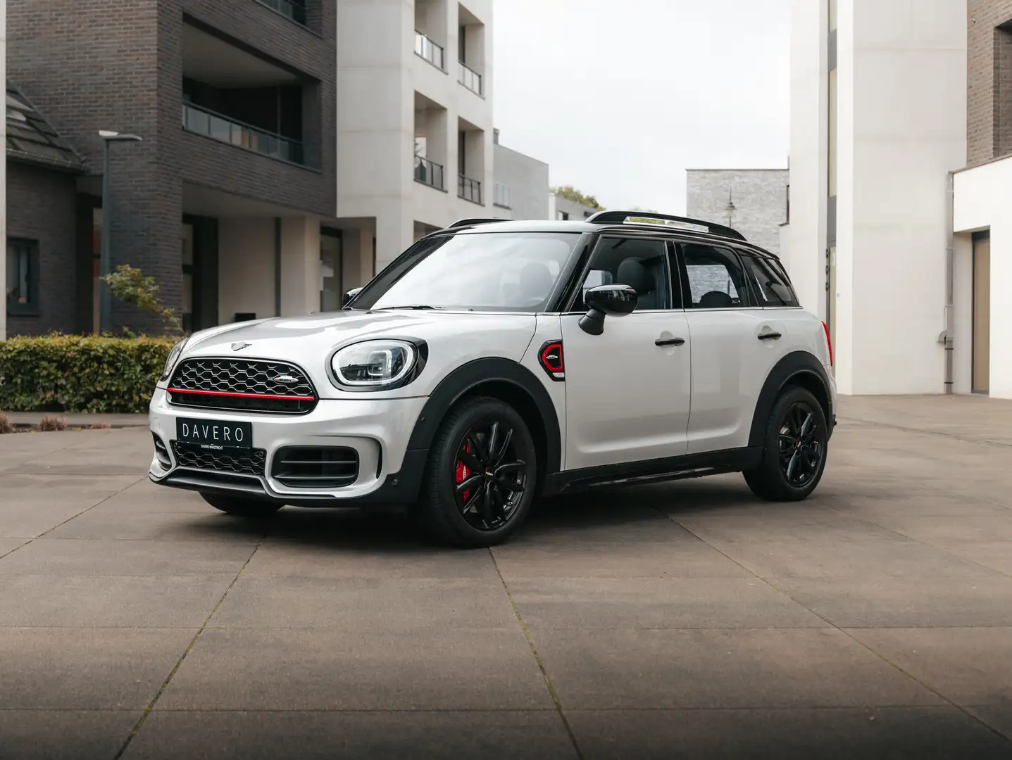 MINI John Cooper Works Countryman 306 pk! speciale prijs Zilver - 1