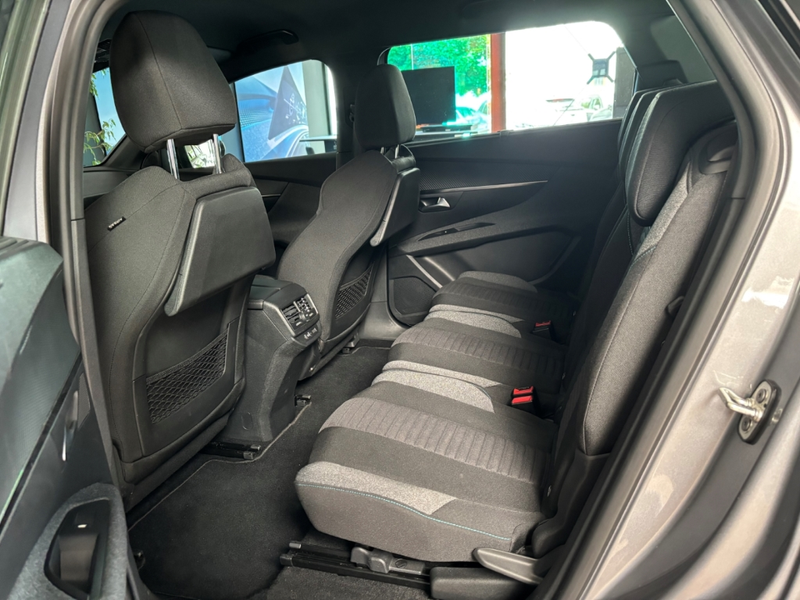 Peugeot 5008 Active Pack PureTech KAMERA DAB SITZHZG — photo 14