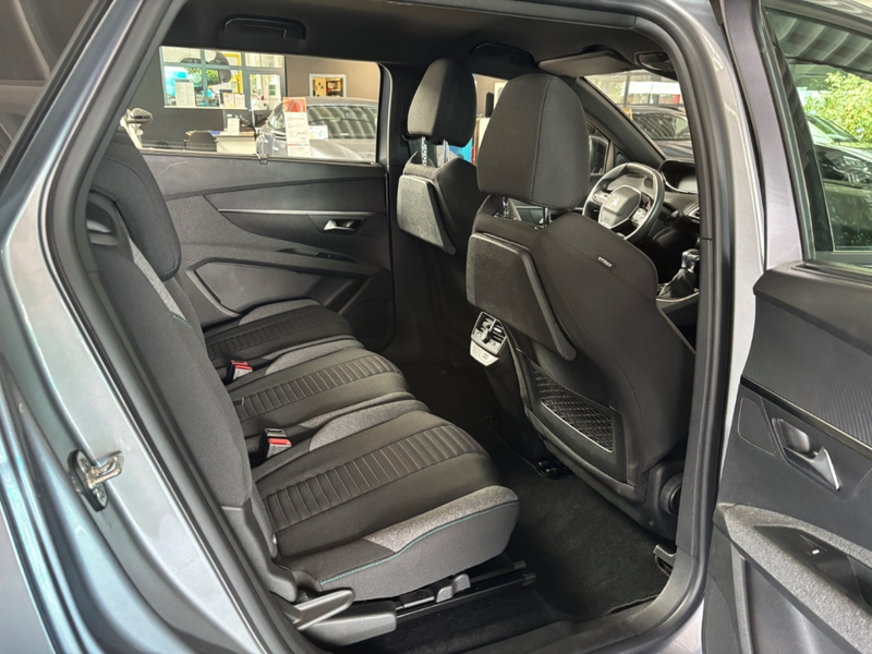 Peugeot 5008 Active Pack PureTech KAMERA DAB SITZHZG — photo 13