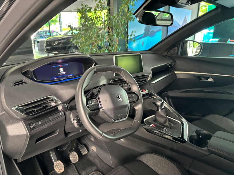 Peugeot 5008 Active Pack PureTech KAMERA DAB SITZHZG — photo 10