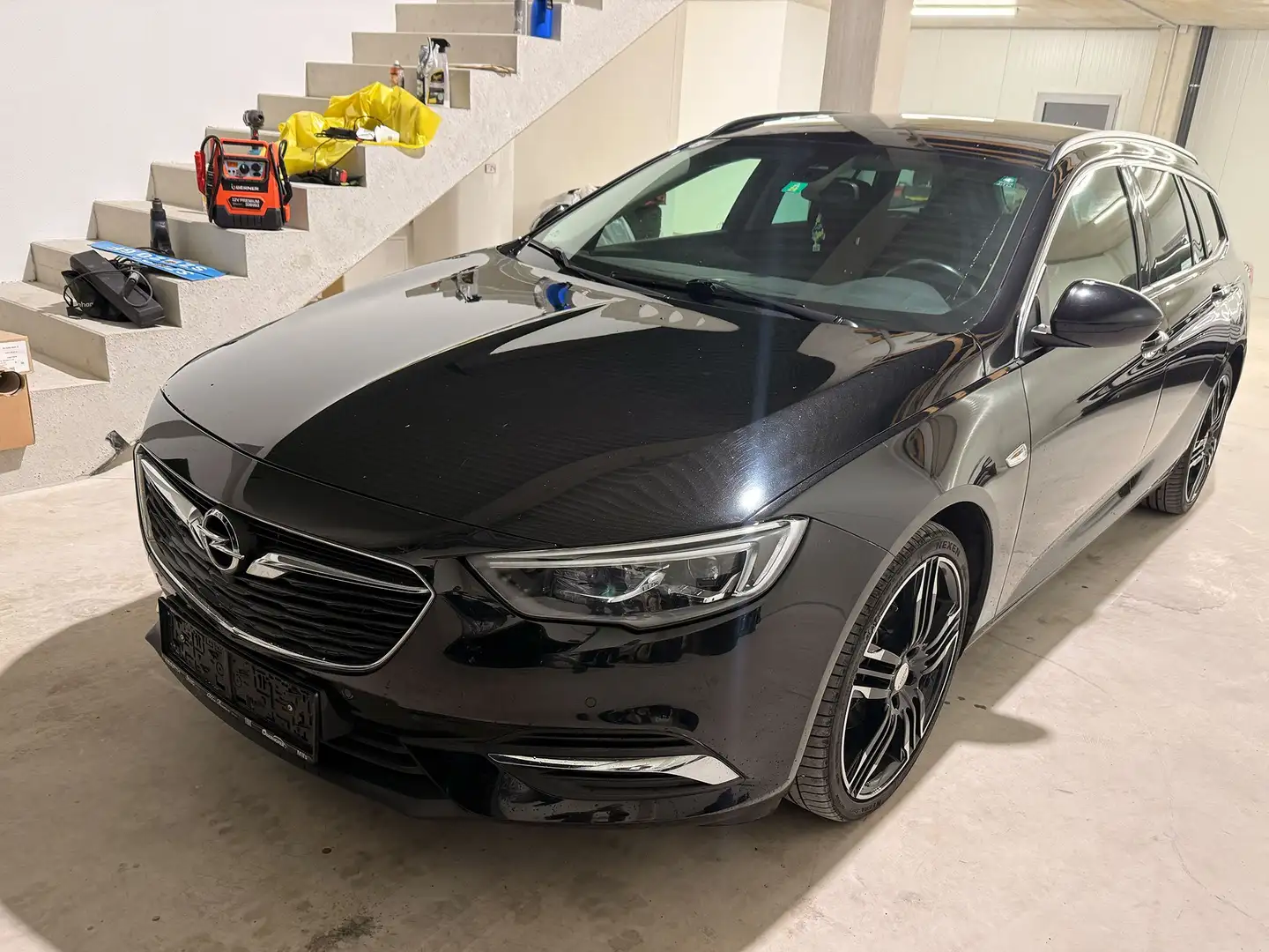 Opel Insignia Edition Schwarz - 2
