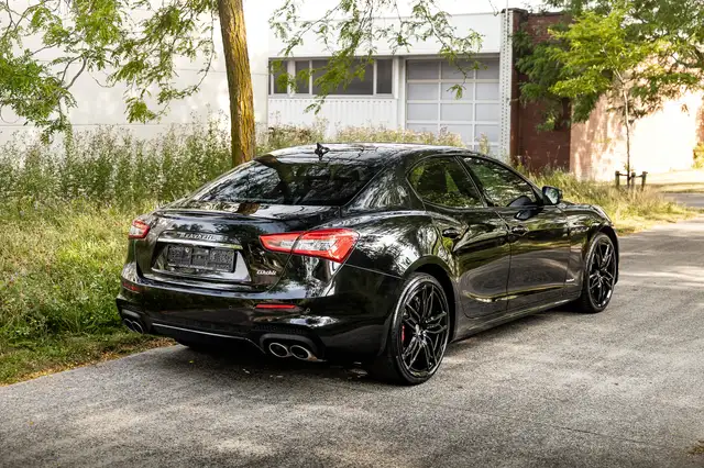 Maserati Gransport view 22