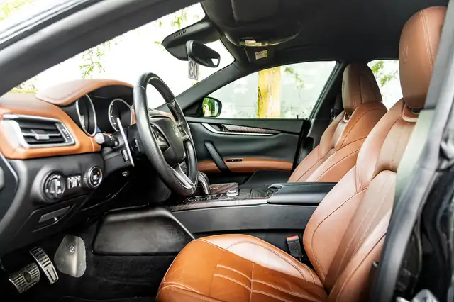 Maserati Gransport view 5