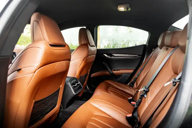 Maserati Gransport view 7