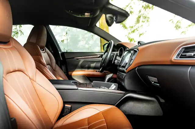 Maserati Gransport view 20