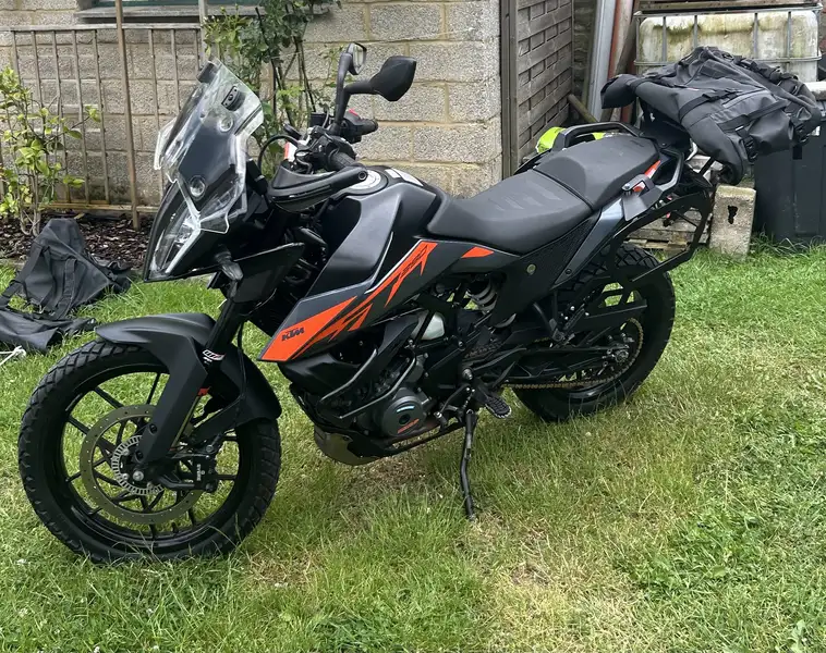 KTM 390 ADVENTURE - foto 2