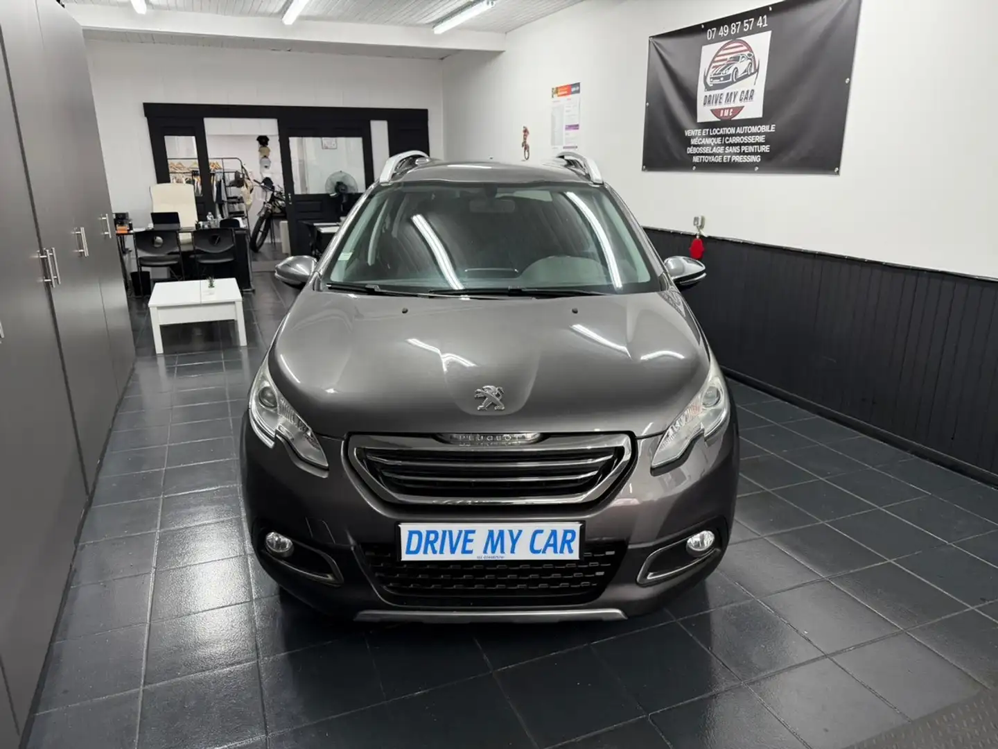 Peugeot 2008 1.2 VTi 82Ch Style - 53 000 Kms Gris - 2