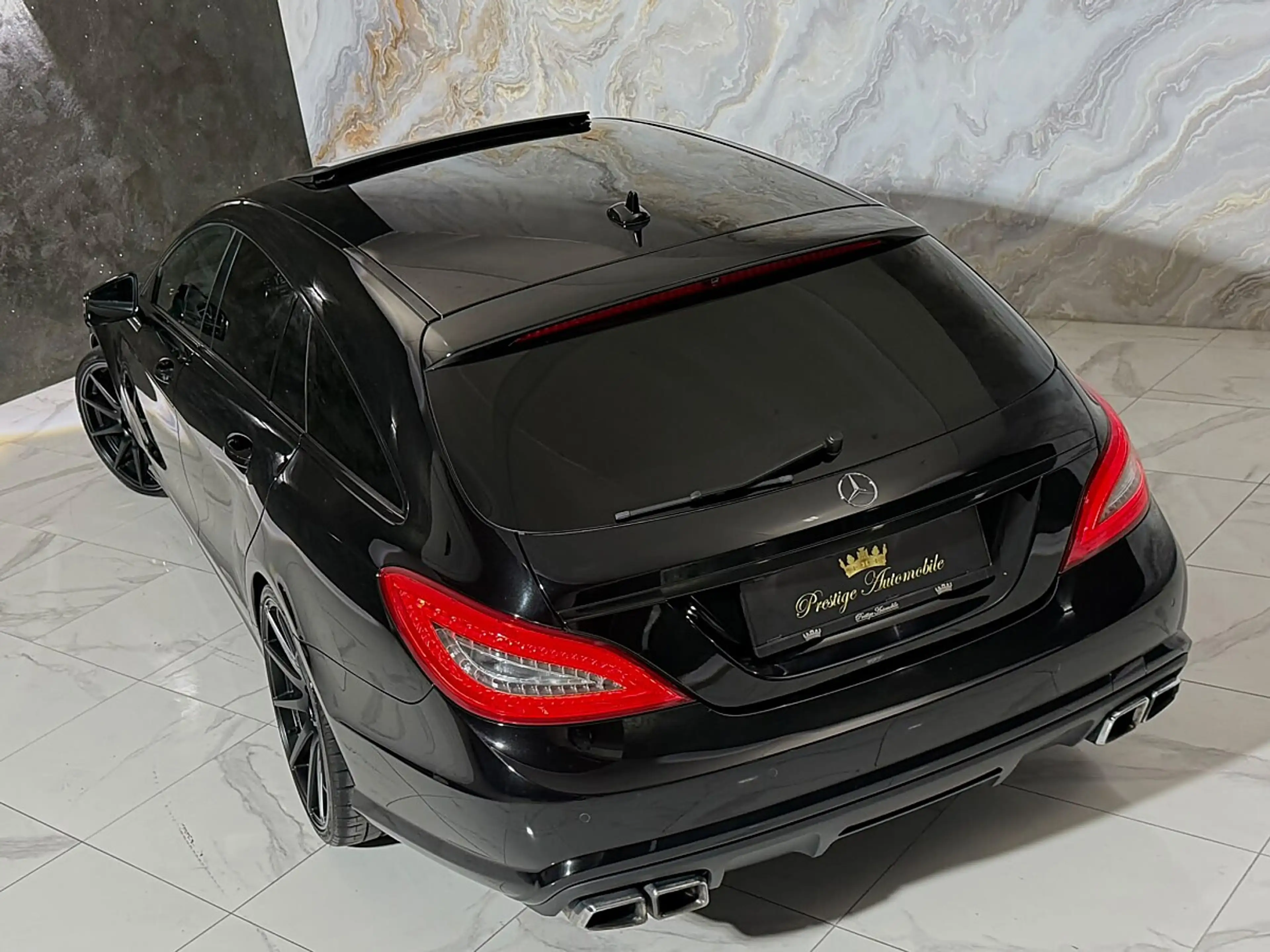 Mercedes-Benz CLS 63 AMG Shooting Brake 4MATIC * DESIGNO * BANG OLUFSEN ... — photo 14