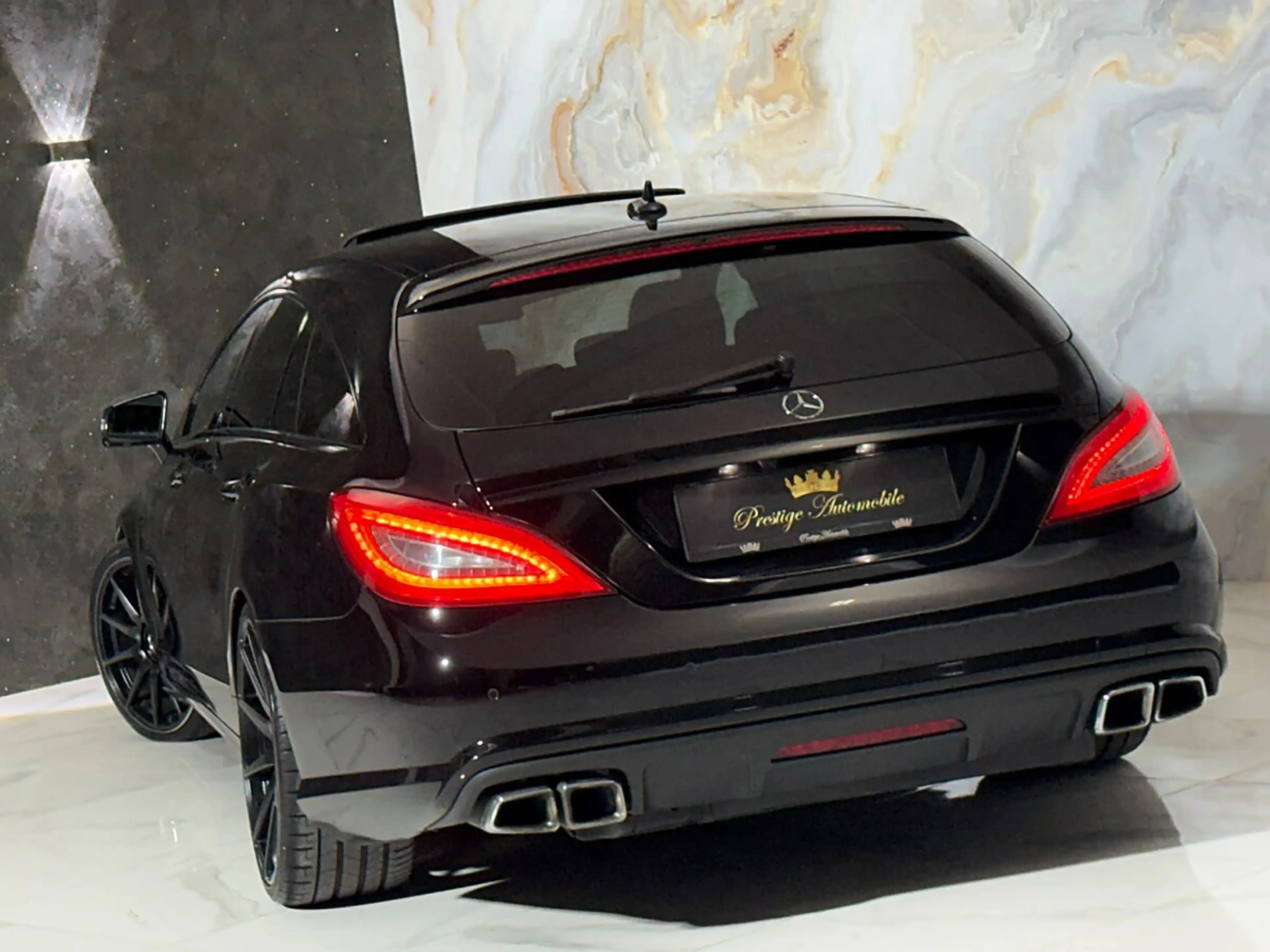 Mercedes-Benz CLS 63 AMG Shooting Brake 4MATIC * DESIGNO * BANG OLUFSEN ... — photo 10