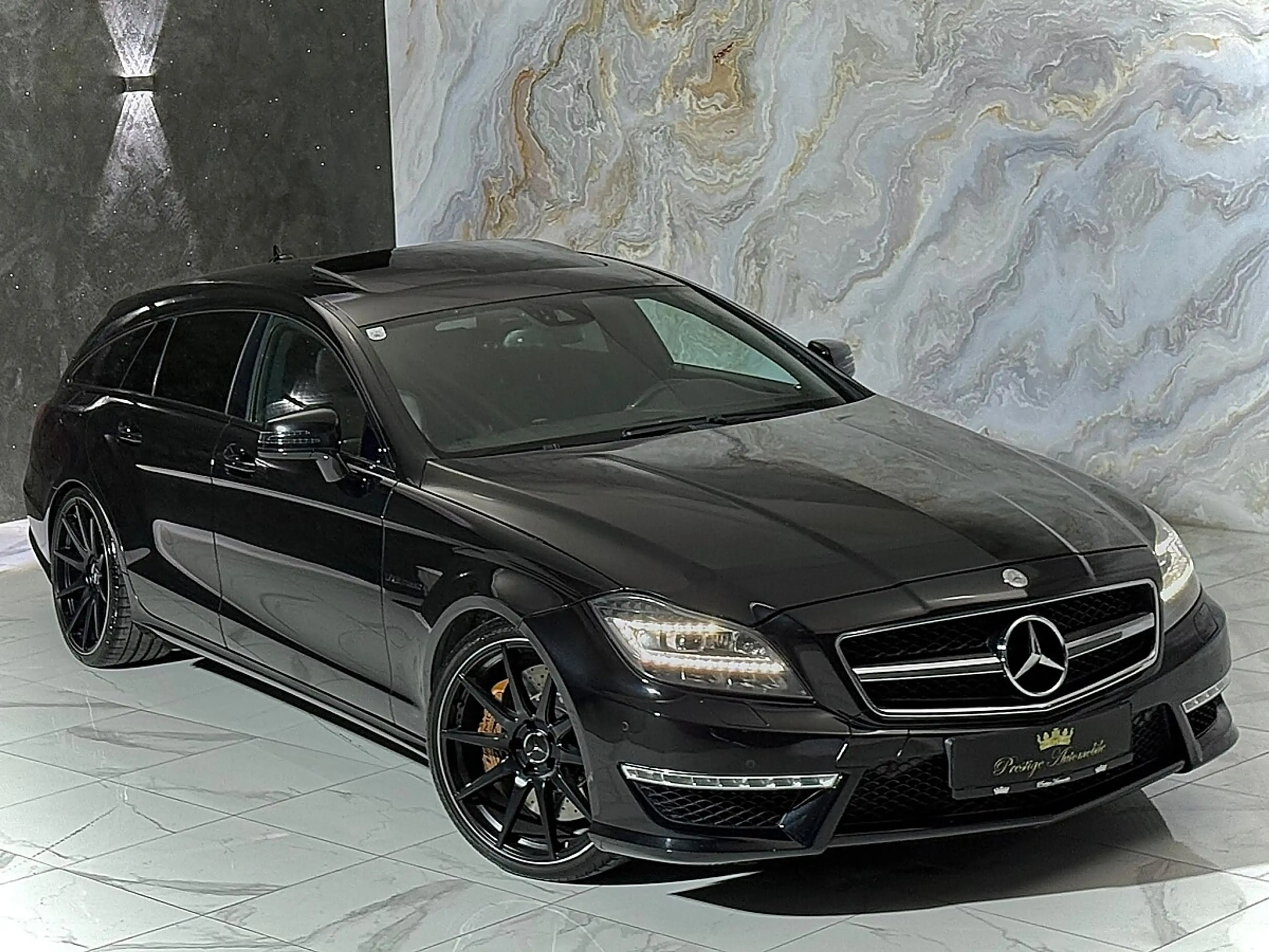 Mercedes-Benz CLS 63 AMG Shooting Brake 4MATIC * DESIGNO * BANG OLUFSEN ... — photo 4