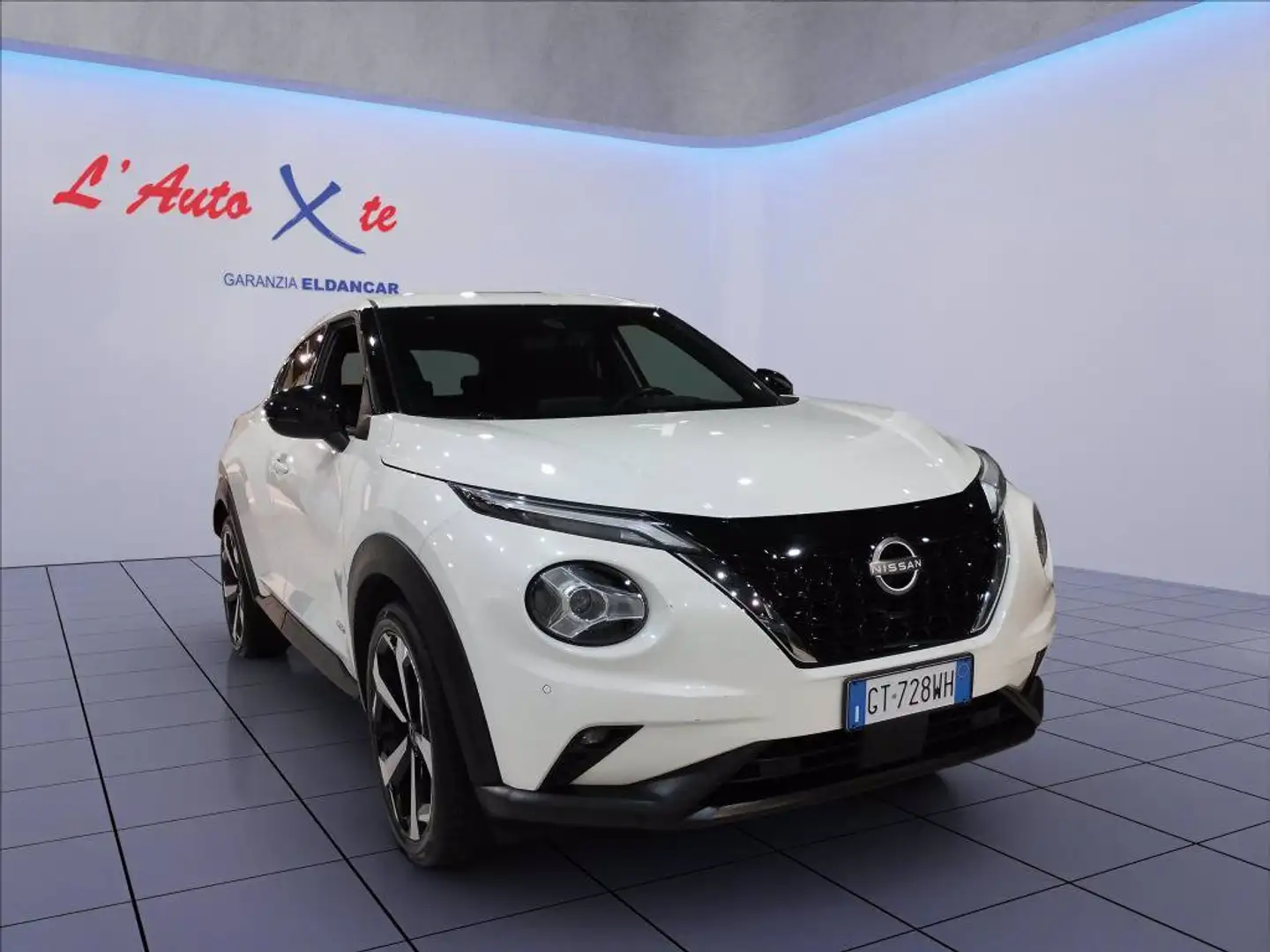 Nissan Juke 1.6 hev N-Connecta Bianco - 1