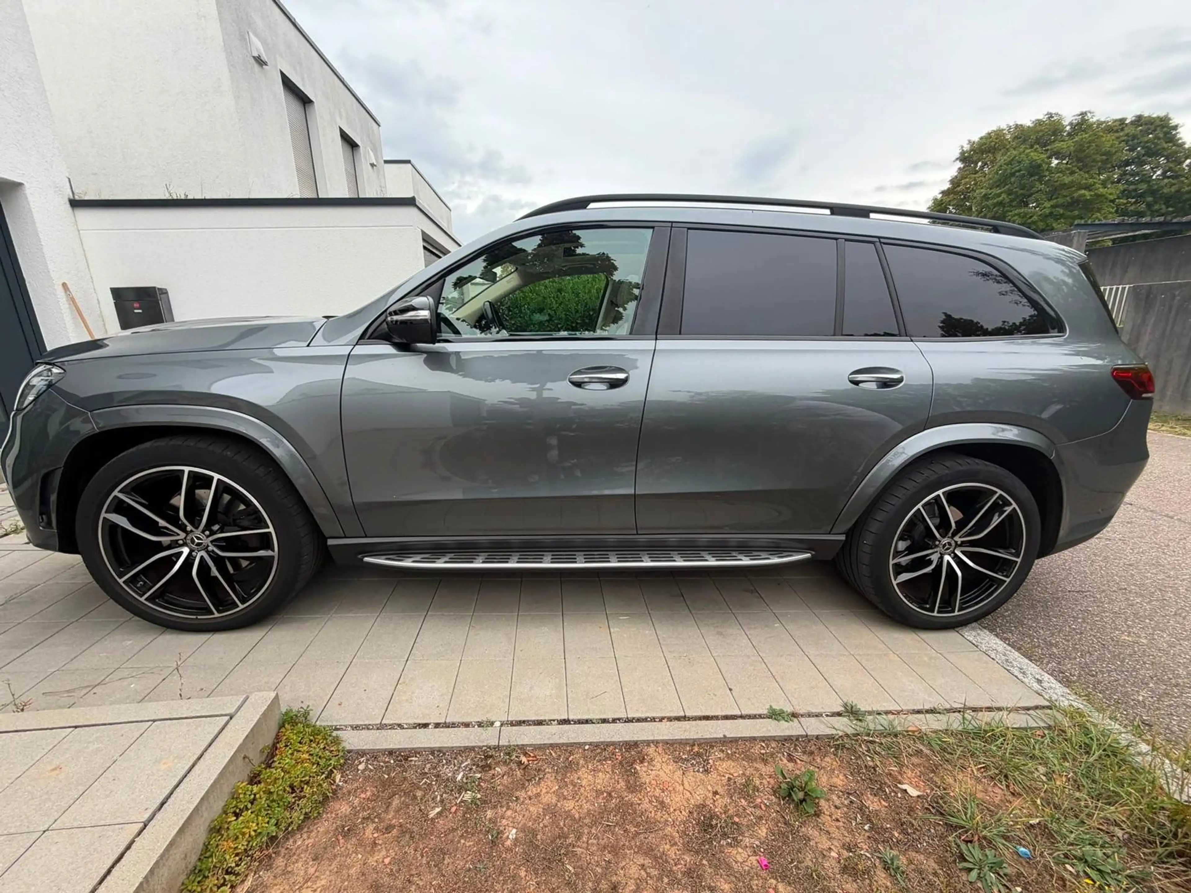 Mercedes-Benz GLS 580 4Matic*VOLL*AMG*SCHECKHEFT*Pano*Thule*