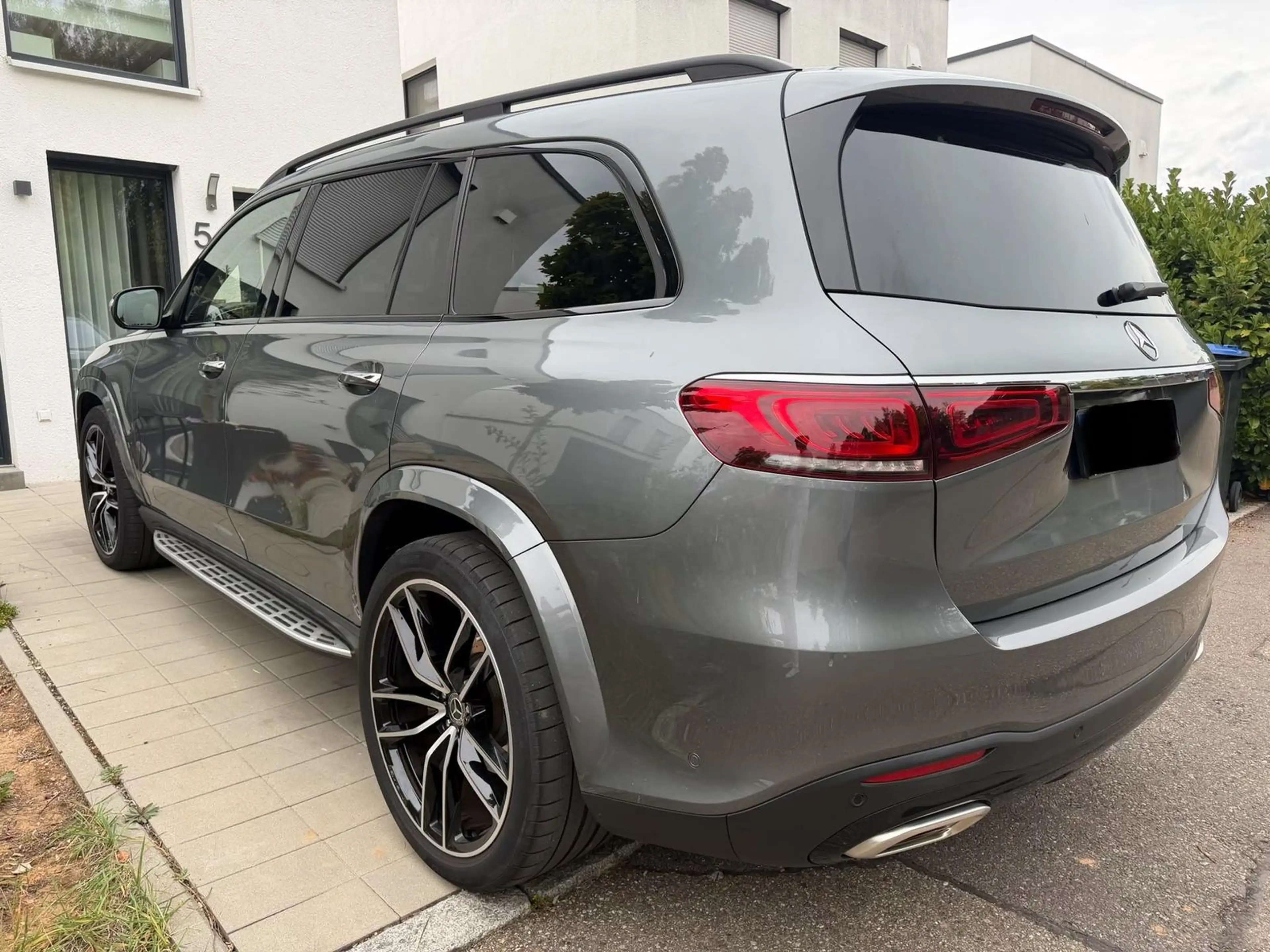Mercedes-Benz GLS 580 4Matic*VOLL*AMG*SCHECKHEFT*Pano*Thule* — photo 5