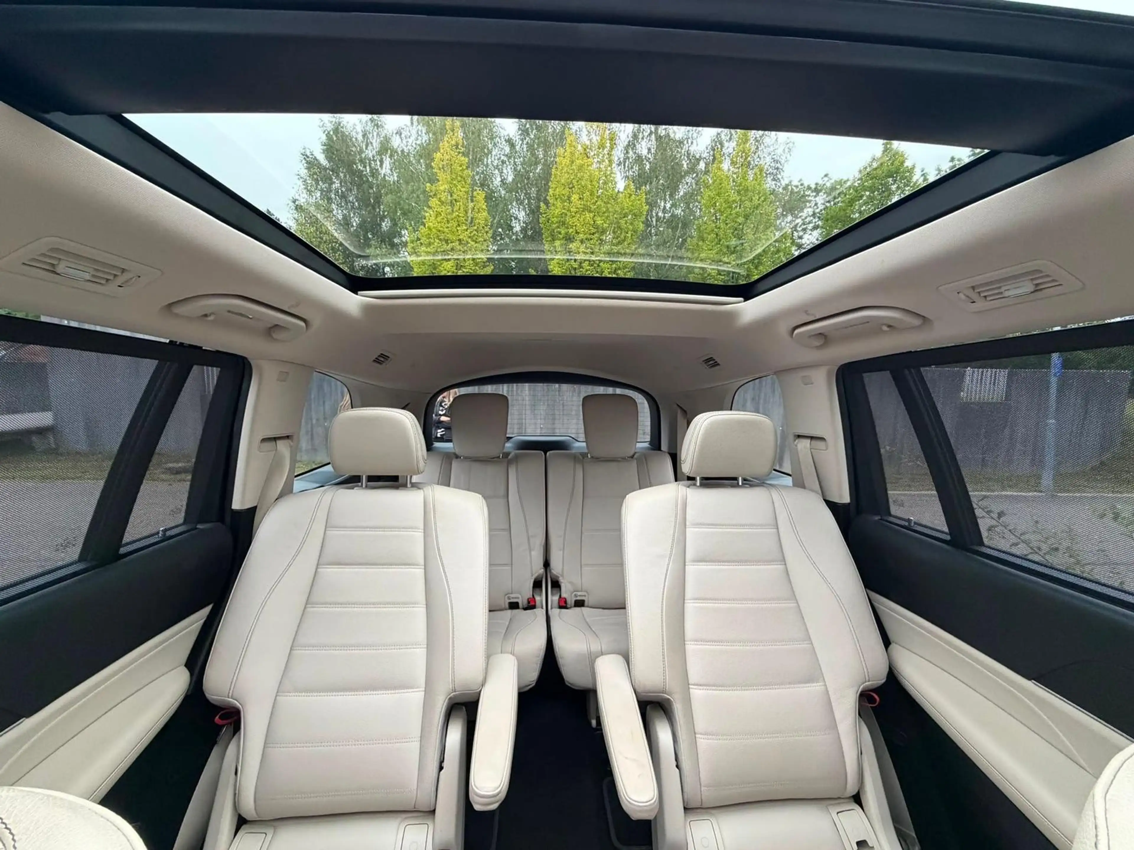 Mercedes-Benz GLS 580 4Matic*VOLL*AMG*SCHECKHEFT*Pano*Thule* — photo 13