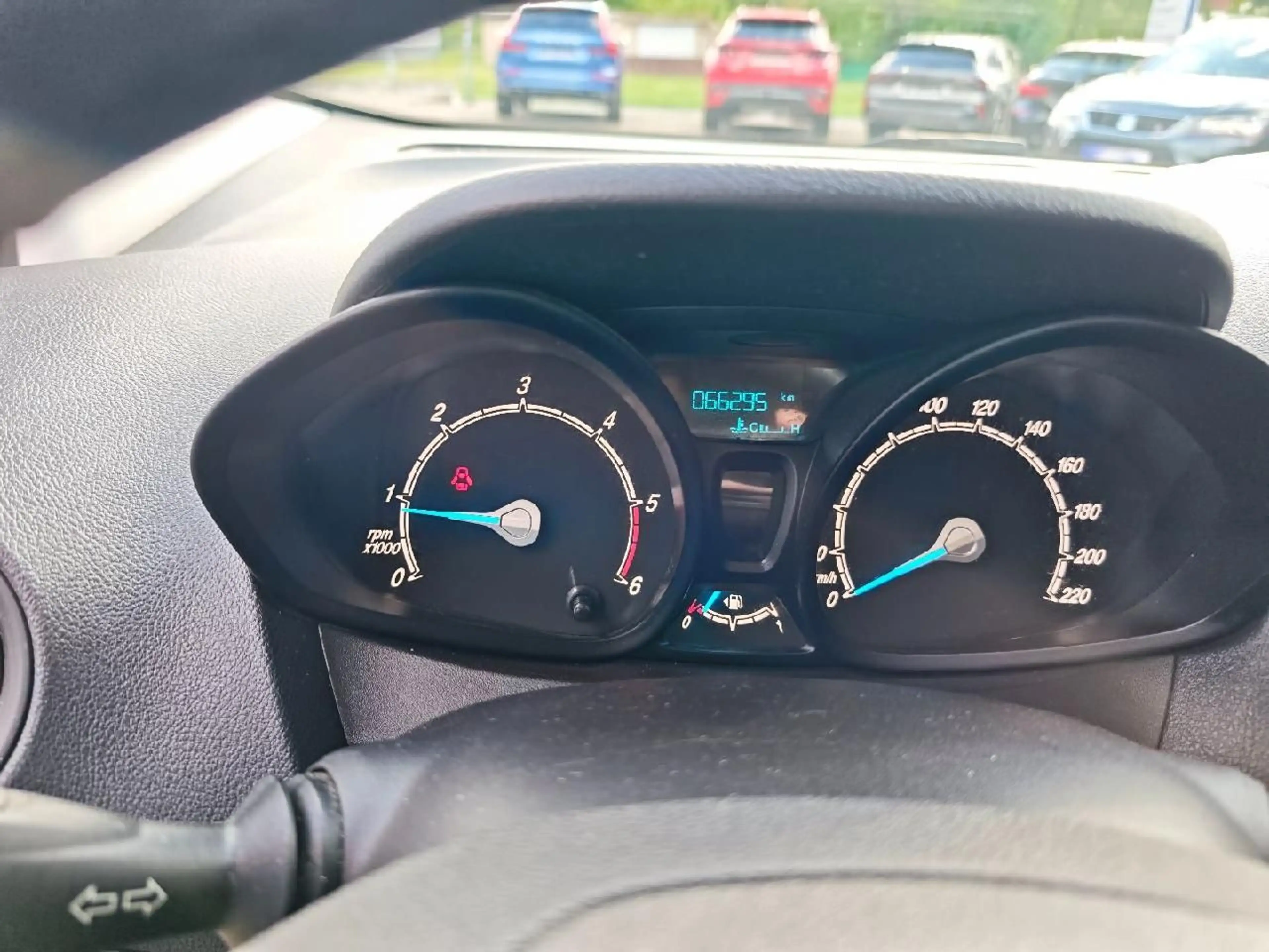 Ford Transit Courier Trend — photo 13