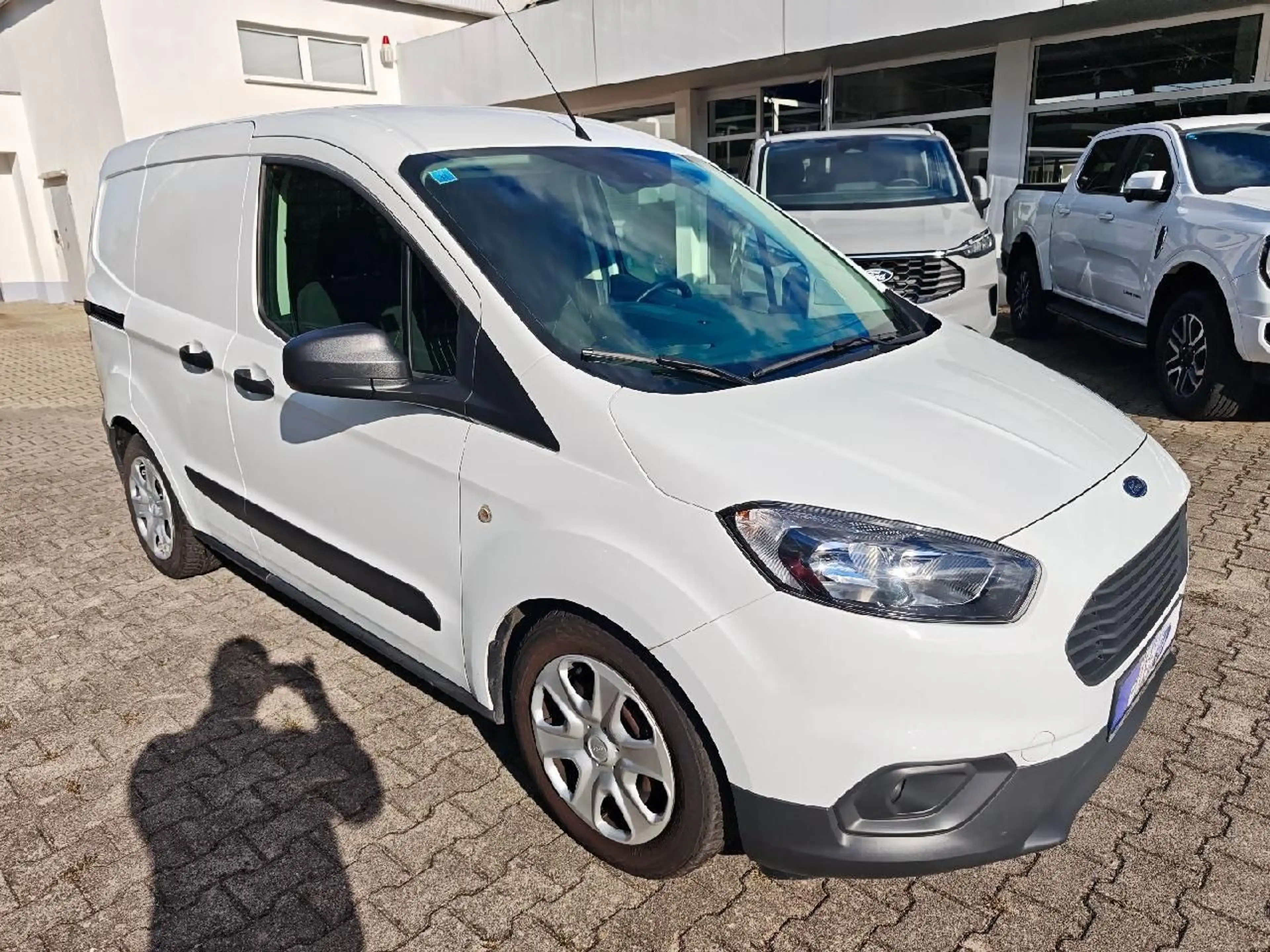 Ford Transit Courier Trend — photo 2