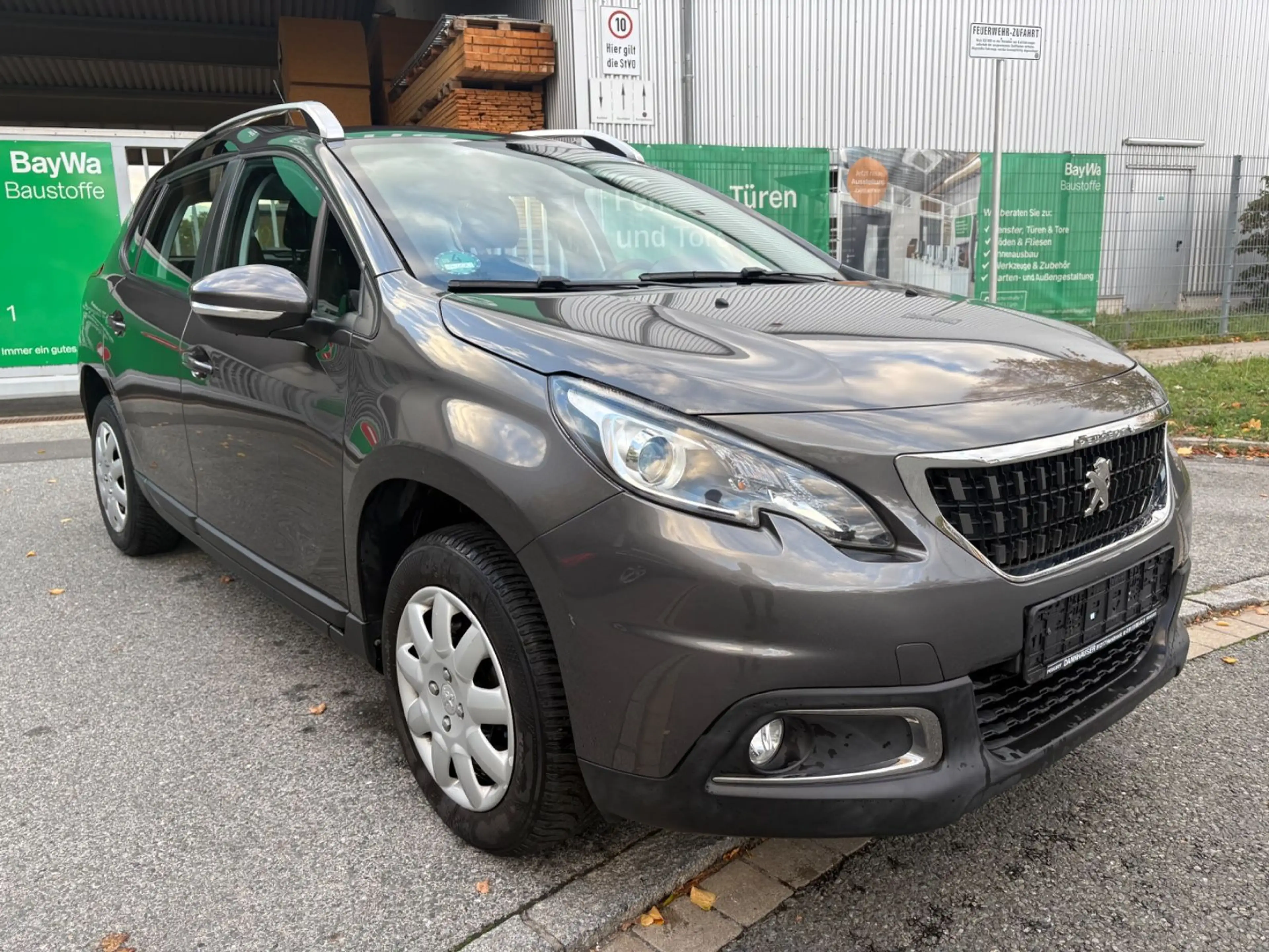 Peugeot 2008 Active*NAVI*KLIMA*PDC*TÜVNEU* — photo 3