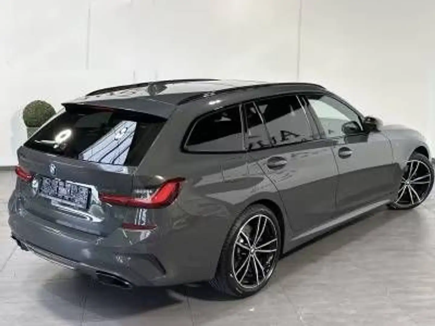 BMW 340 M340d Touring xDrive NAV+LASER+AHK+HUD+PANO+360° - 2