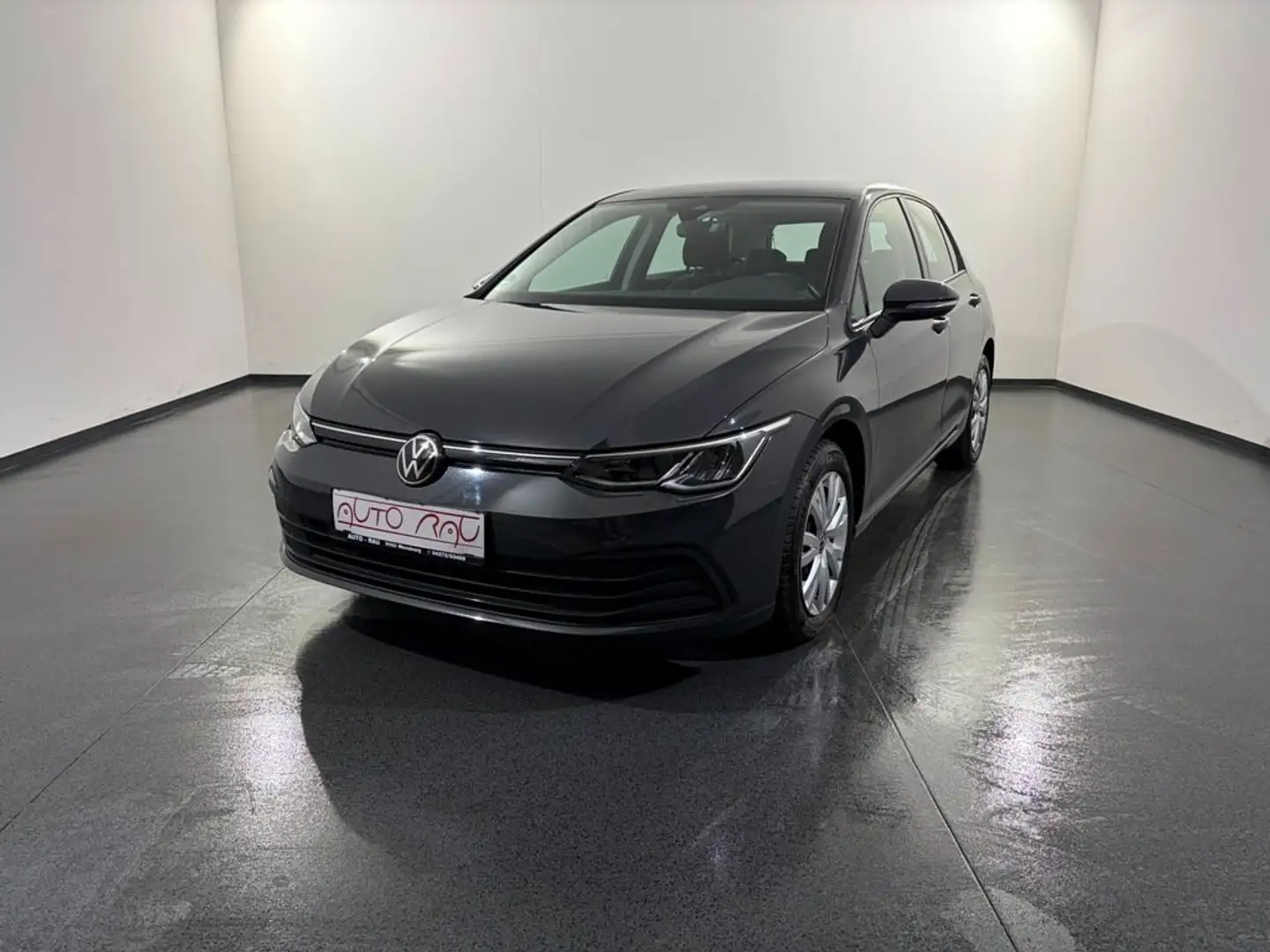 Volkswagen Golf 8 Lim. 2.0 TDI SCR Life Grau - 2