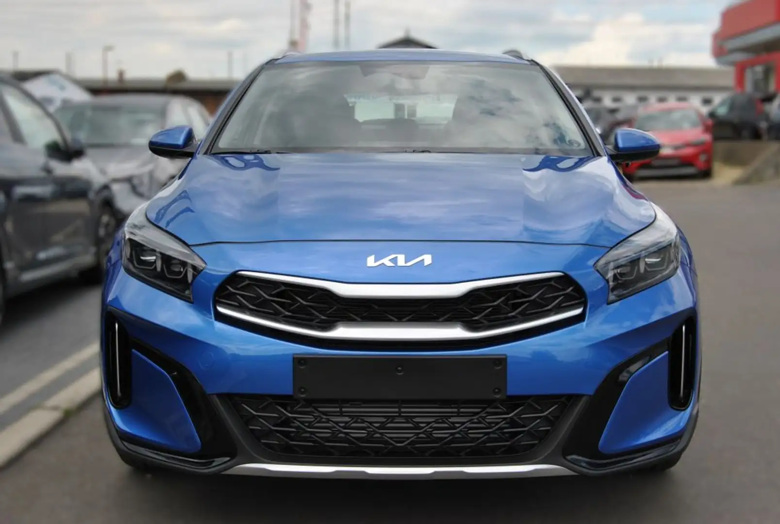 Kia XCeed 1.0 T-GDI VISION UVP 31.009 EUR Blau - 2