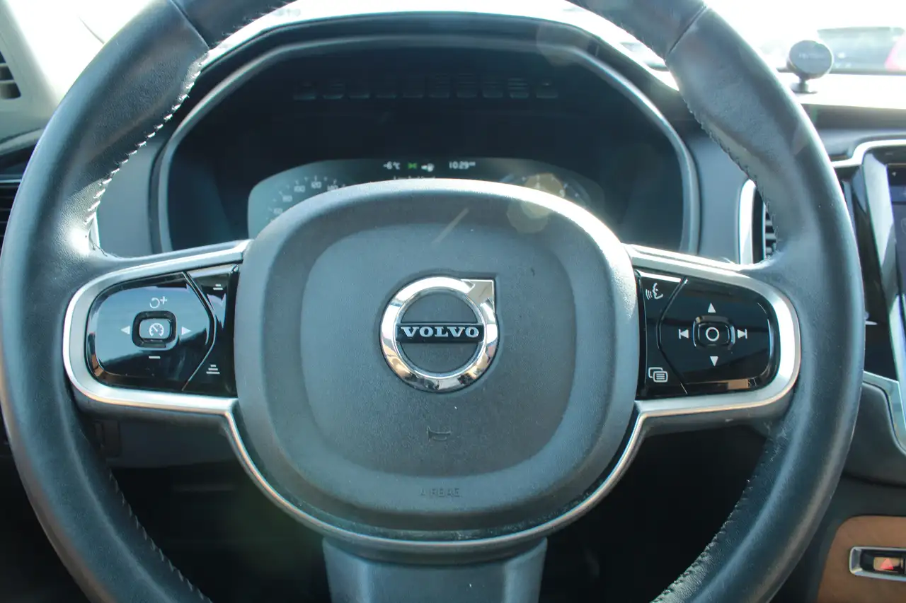 Volvo XC90 снимка Volvo XC90