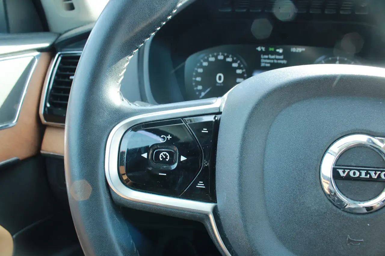 Volvo XC90 снимка Volvo XC90