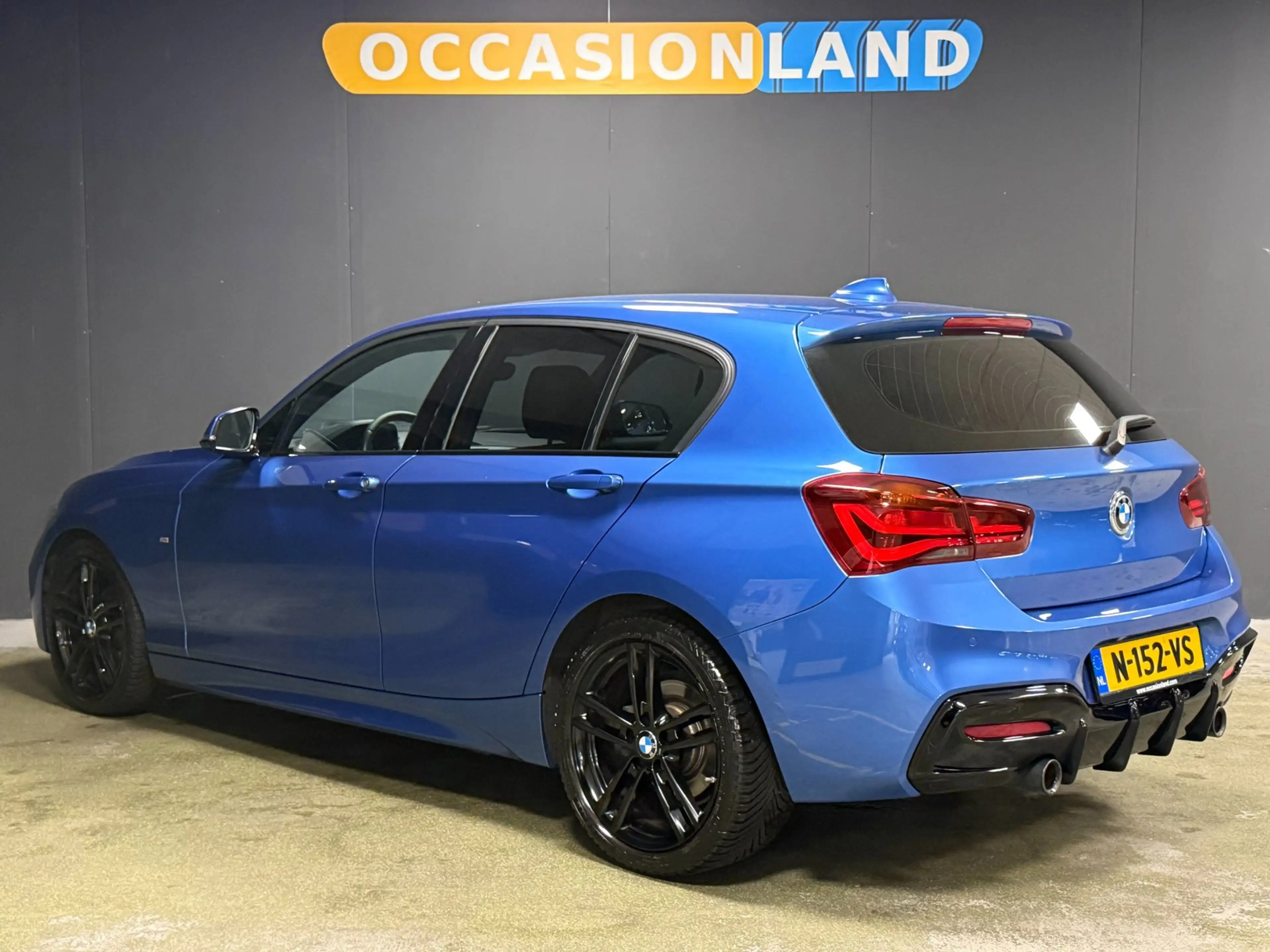 BMW 118 1-serie 118i Edition M Sport Shadow High Executive — photo 3