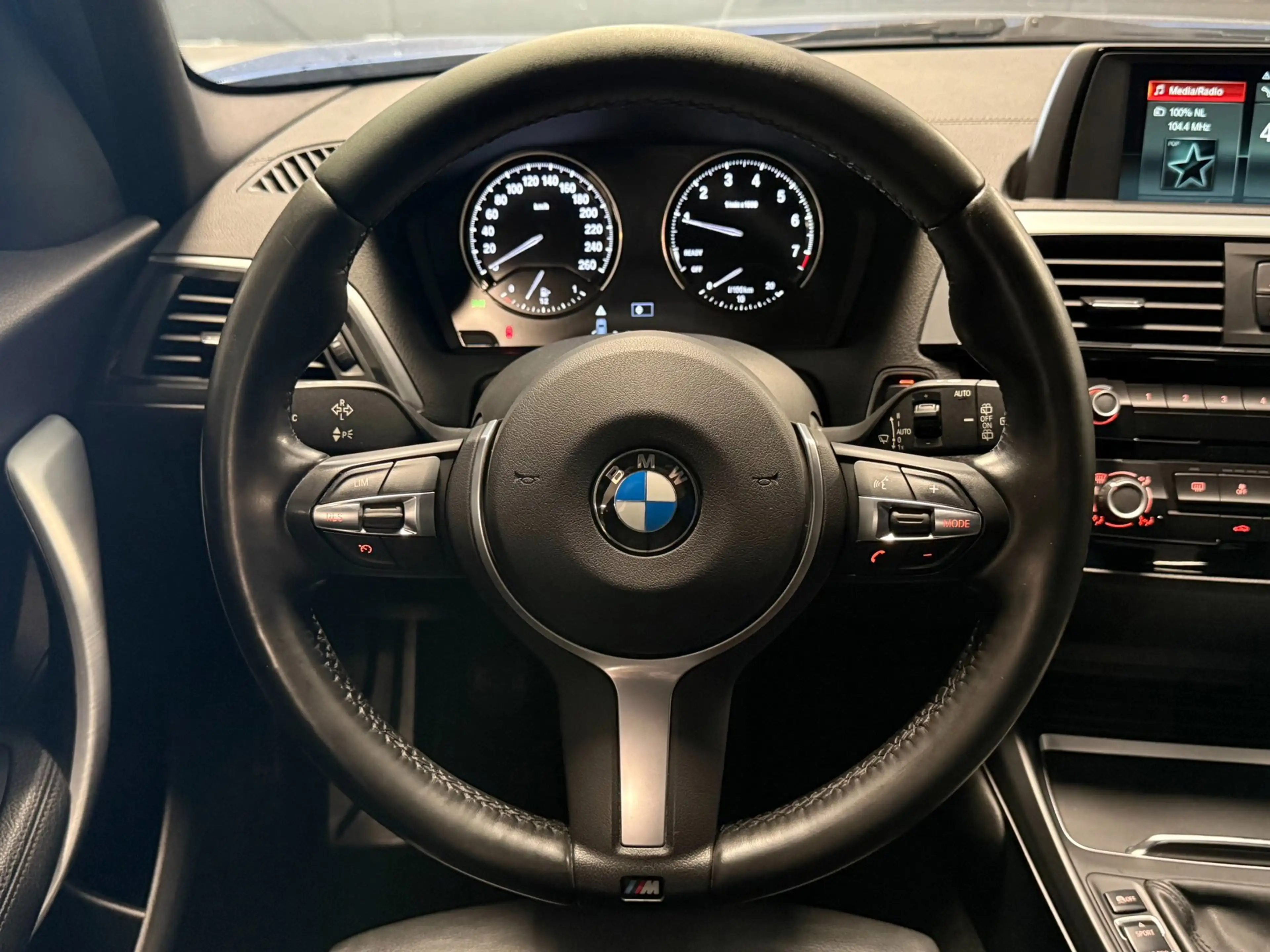 BMW 118 1-serie 118i Edition M Sport Shadow High Executive — photo 12