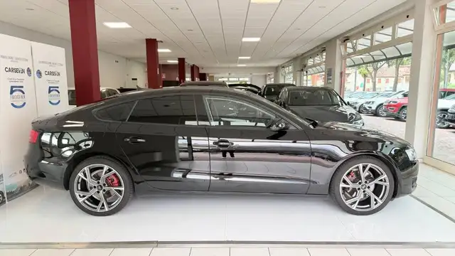Audi A5 view 4