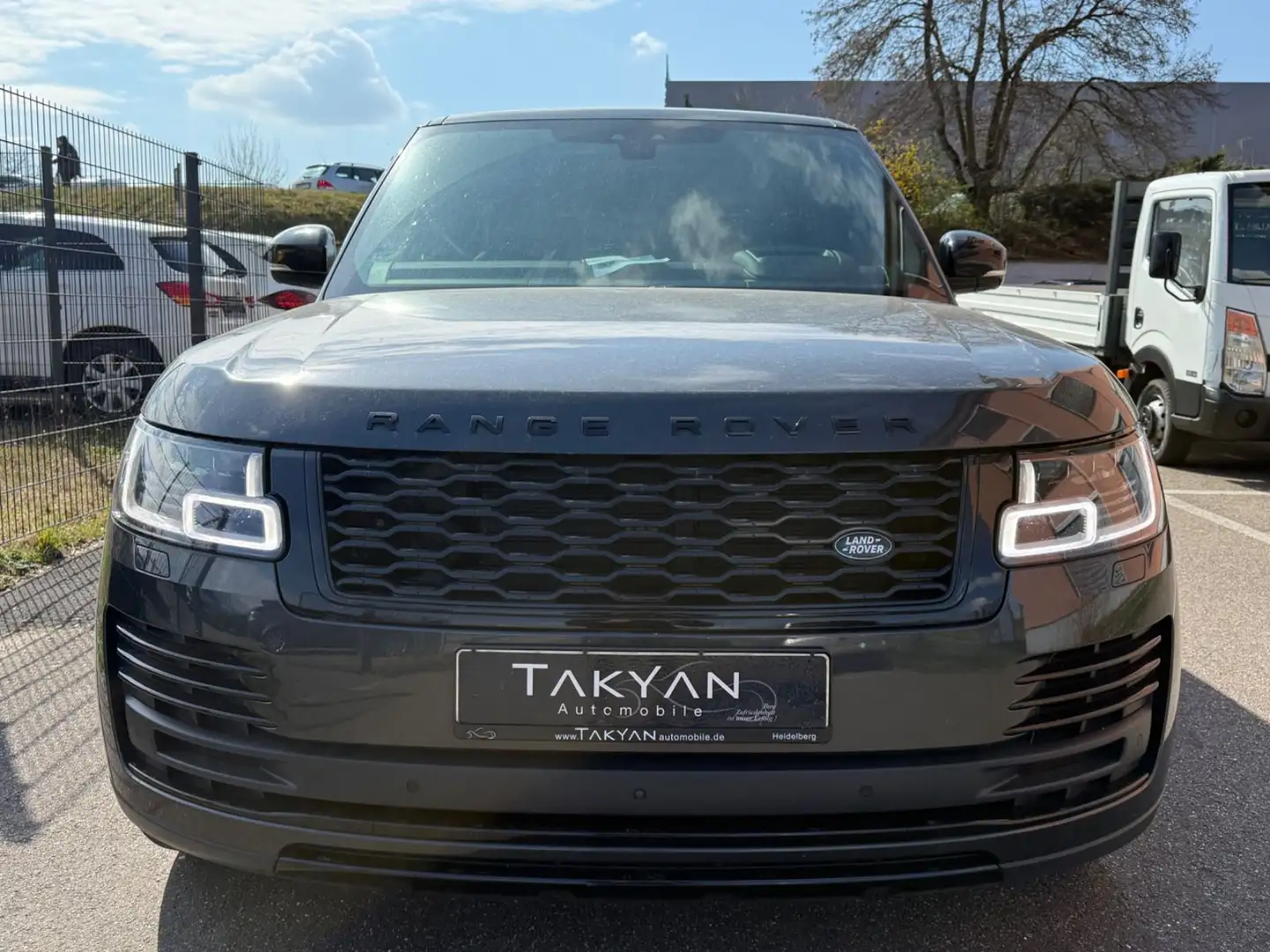 Land Rover Range Rover Autobiography / 1.Hand / PANO / LED Szürke - 2