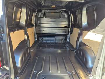 Fotografie 6 des Opel Vivaro Cargo Automatik