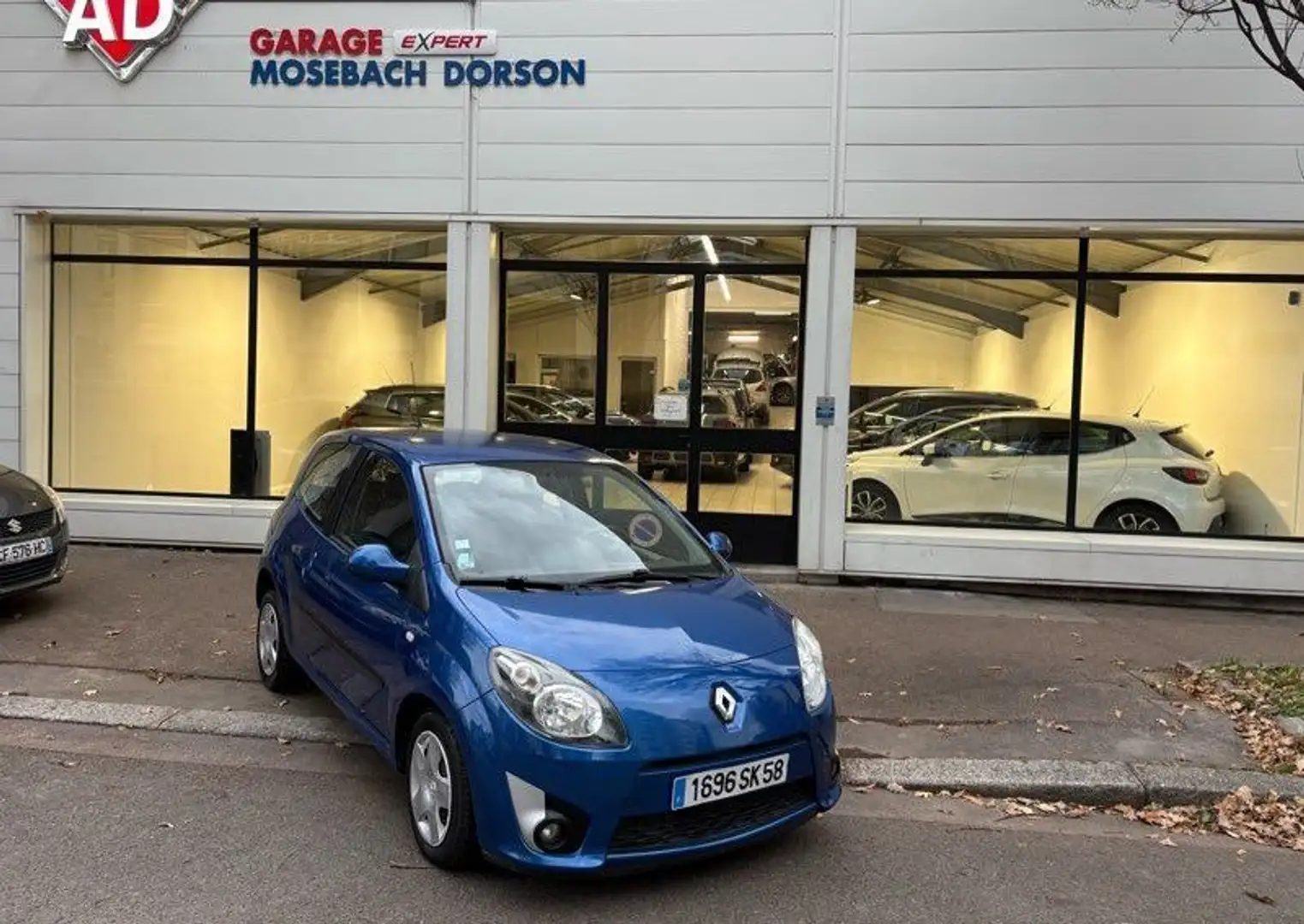 Renault Twingo 2 authentique 1.2 60 cv très bon état Bleu - 1