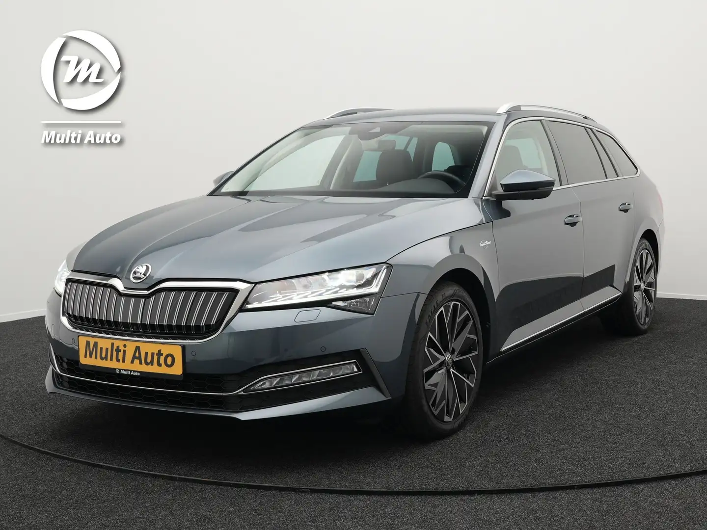 Skoda Superb Combi 1.4 TSI iV Laurin & Klement Plug in Hybrid 2 Szürke - 1