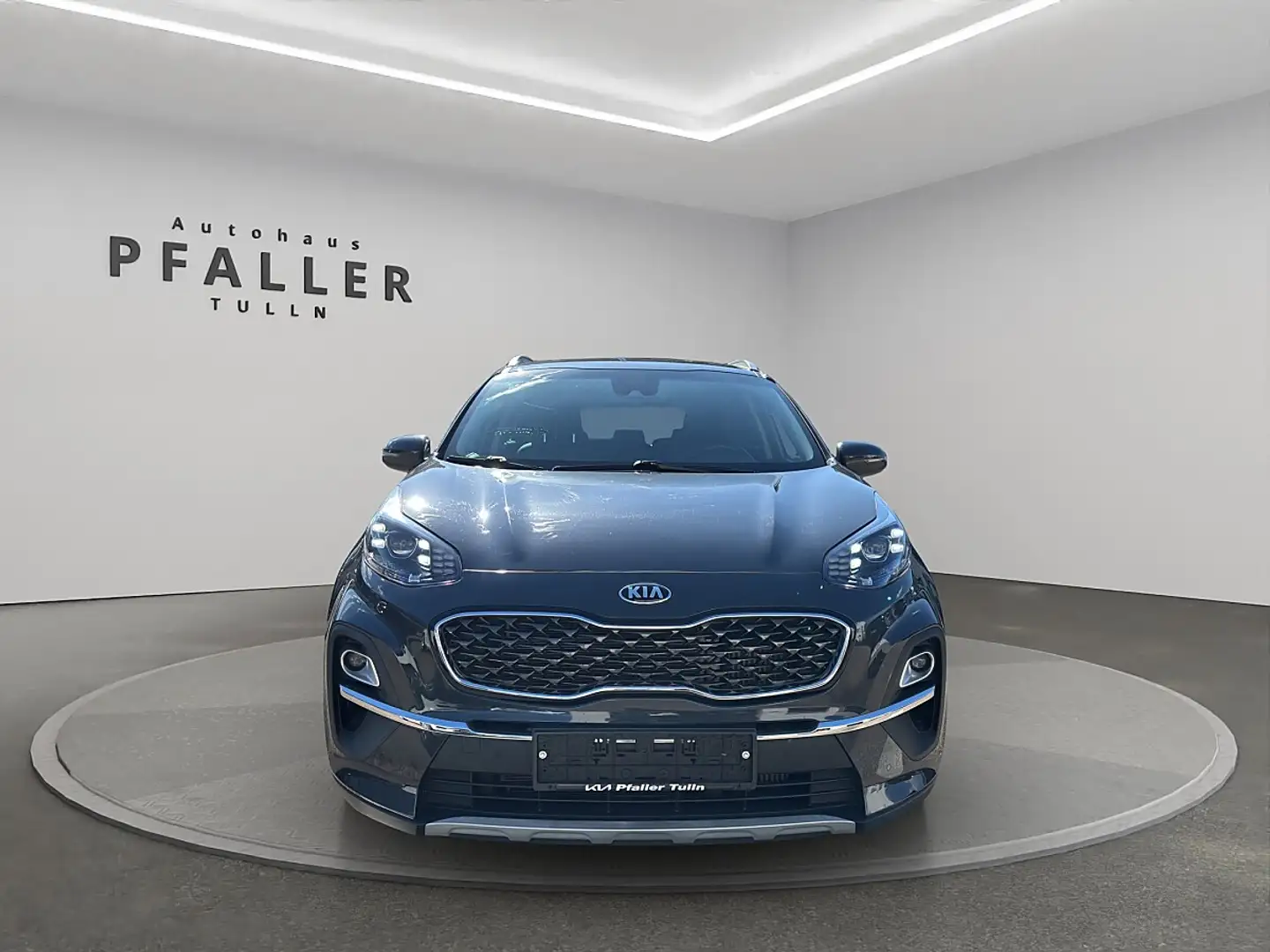 Kia Sportage 1,6 CRDI AWD Gold DCT Silber - 2